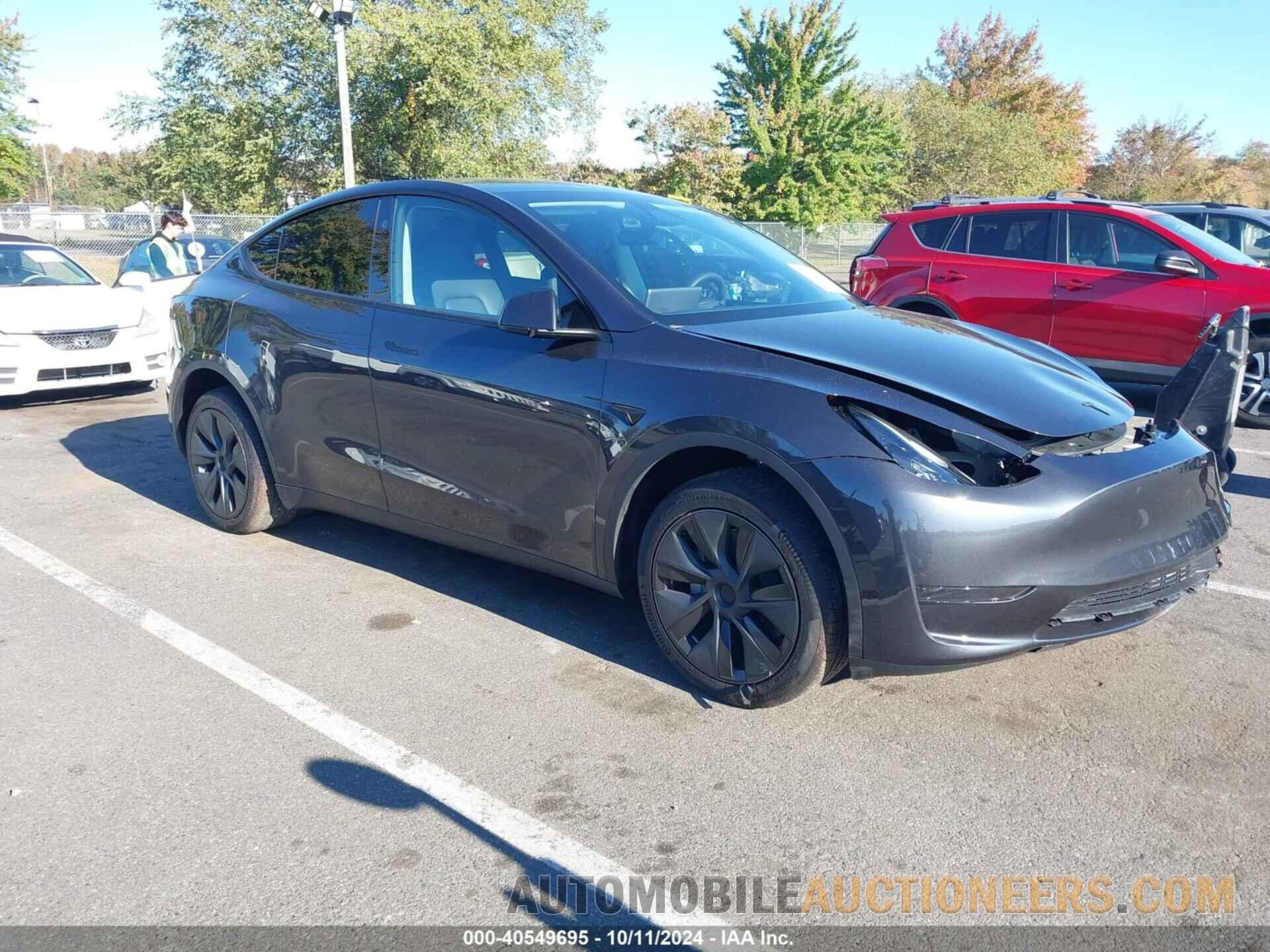 7SAYGDED0RF178607 TESLA MODEL Y 2024