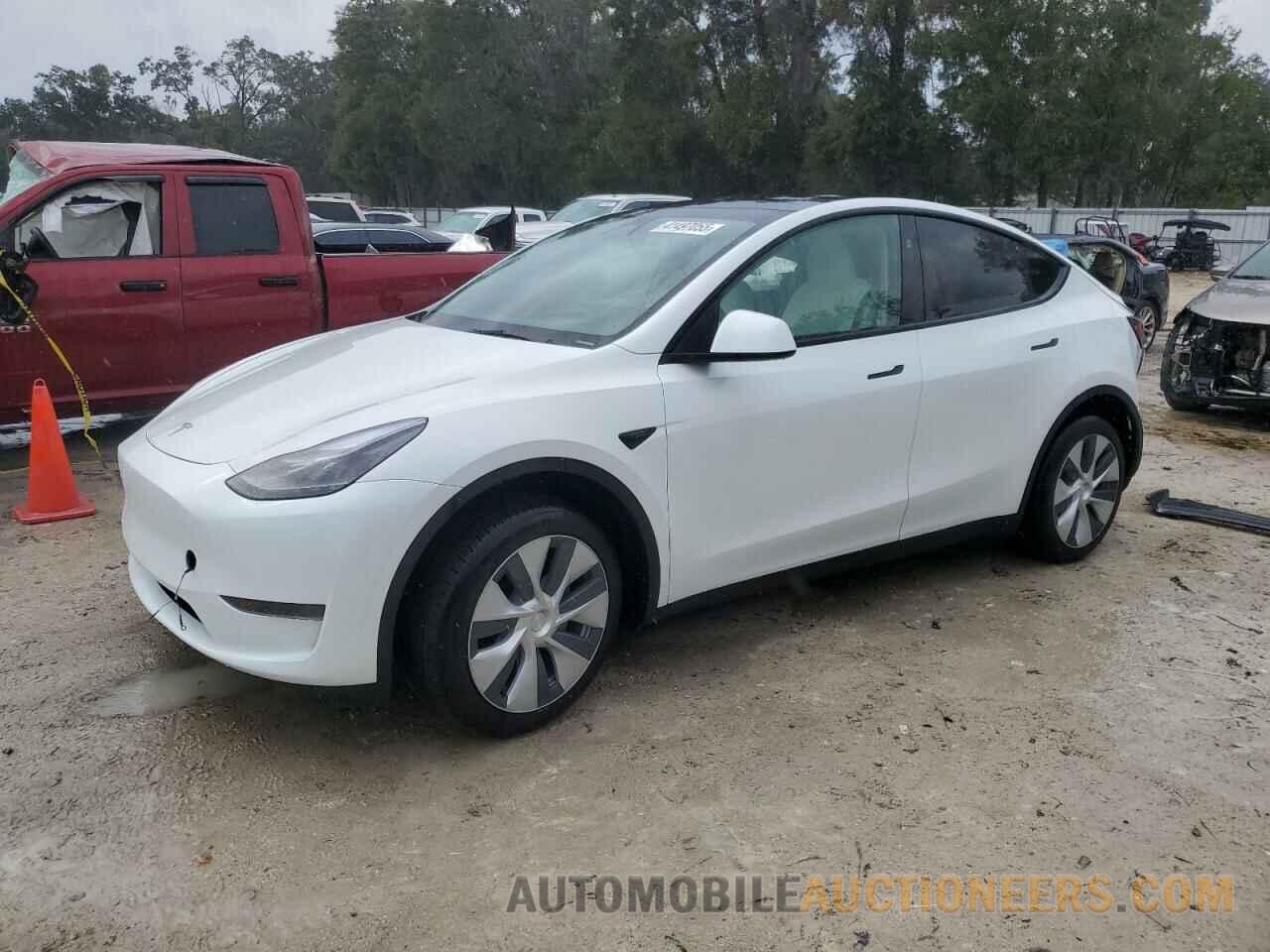 7SAYGDED1RF095042 TESLA MODEL Y 2024