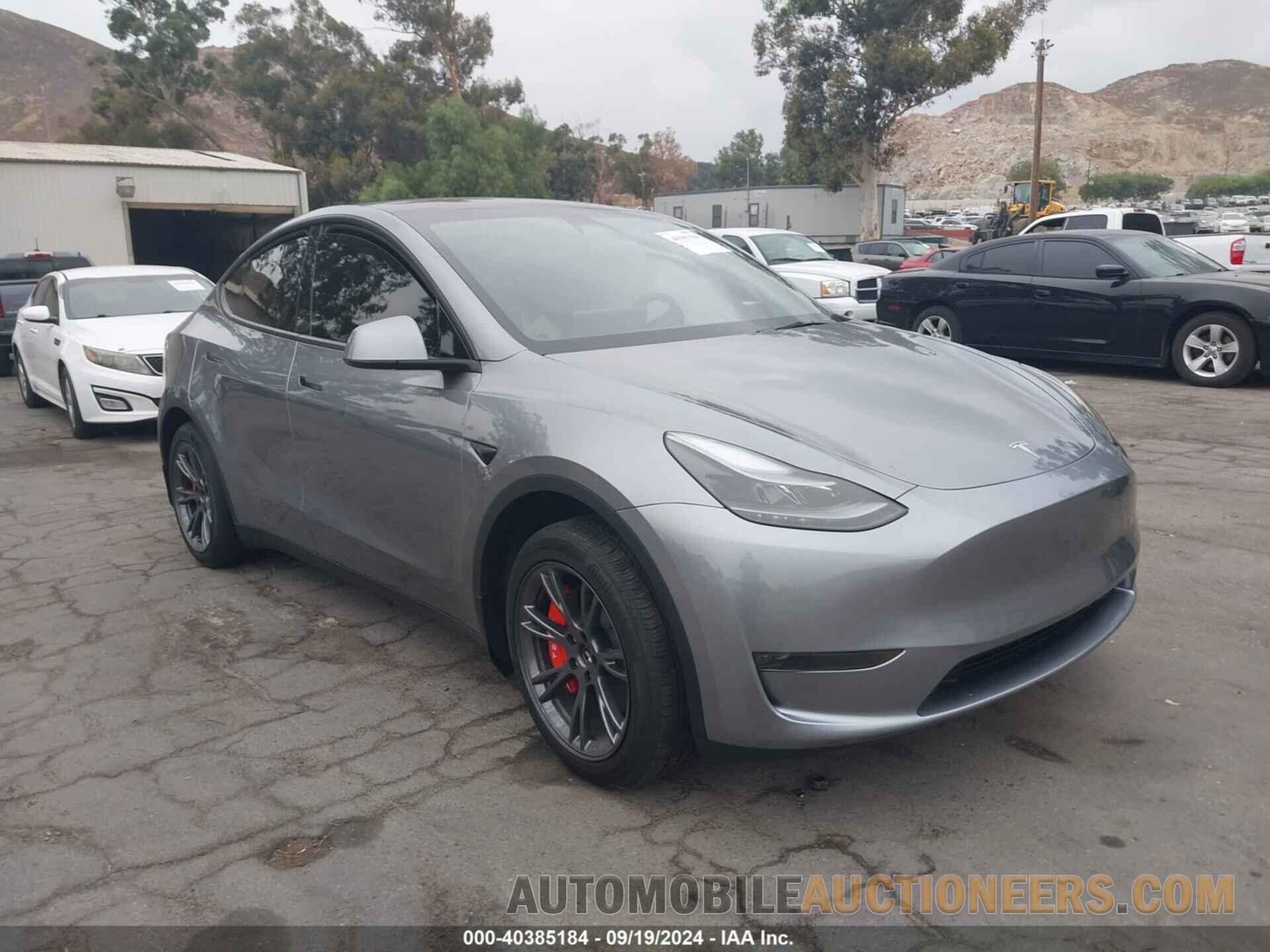 7SAYGDED2RA318508 TESLA MODEL Y 2024