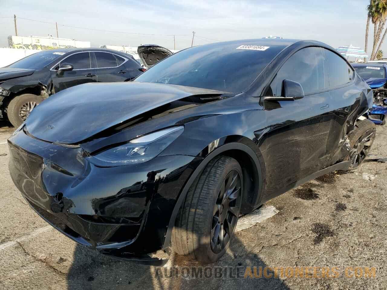 7SAYGDED2RF045993 TESLA MODEL Y 2024