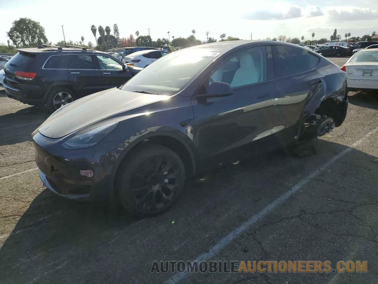 7SAYGDED2RF055374 TESLA MODEL Y 2024