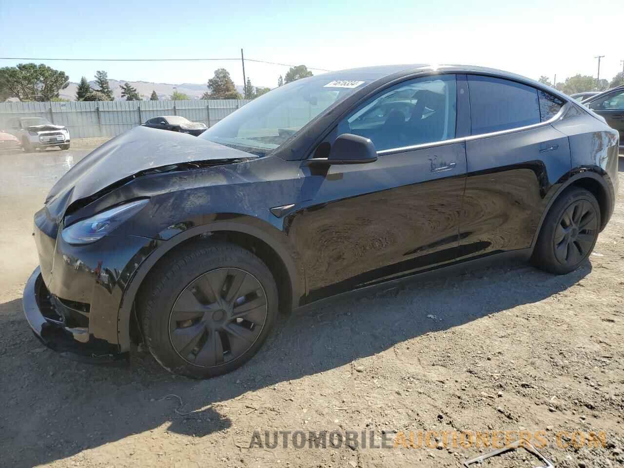 7SAYGDED2RF127223 TESLA MODEL Y 2024