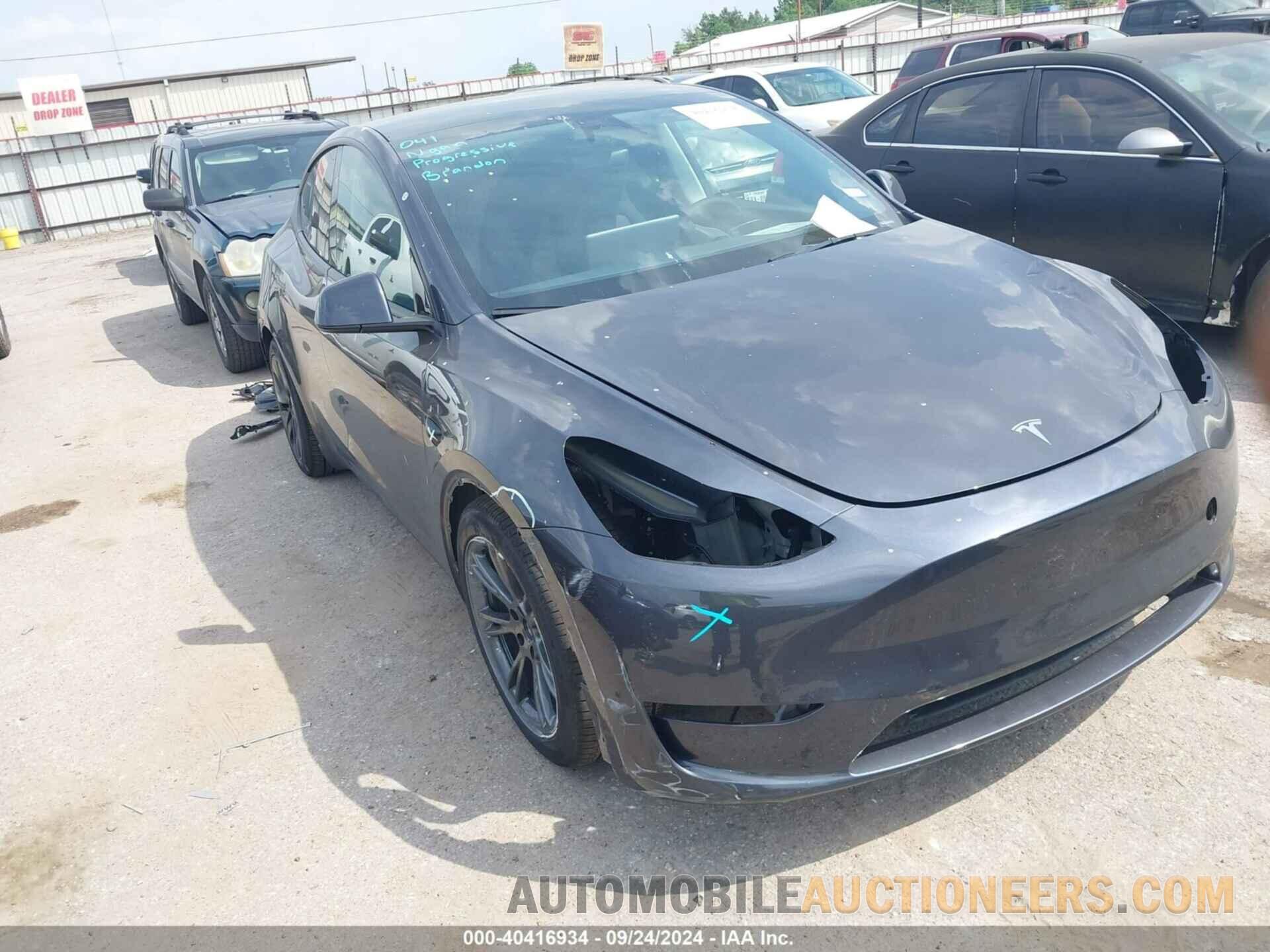 7SAYGDED3RA304830 TESLA MODEL Y 2024