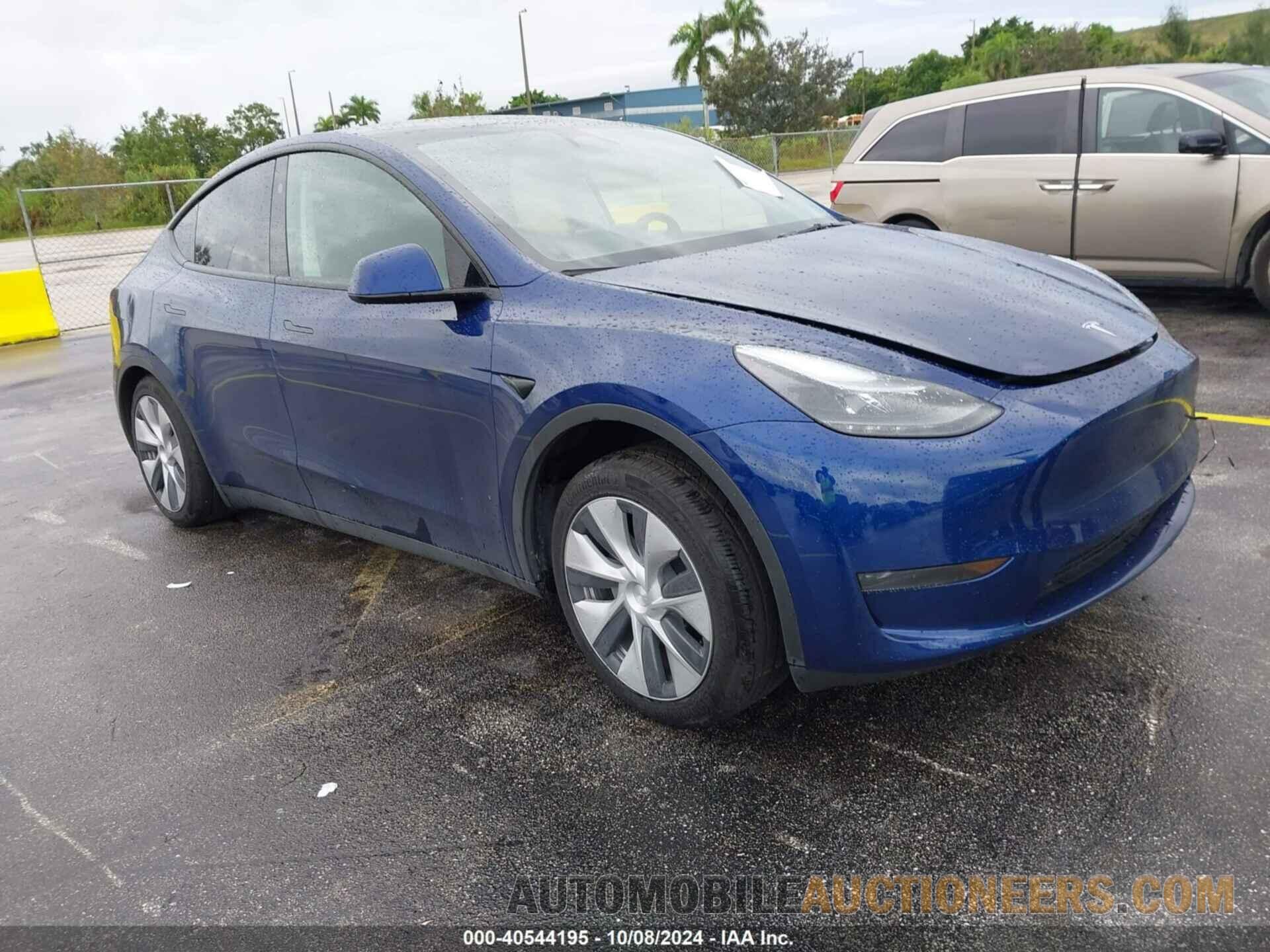 7SAYGDED3RF005437 TESLA MODEL Y 2024