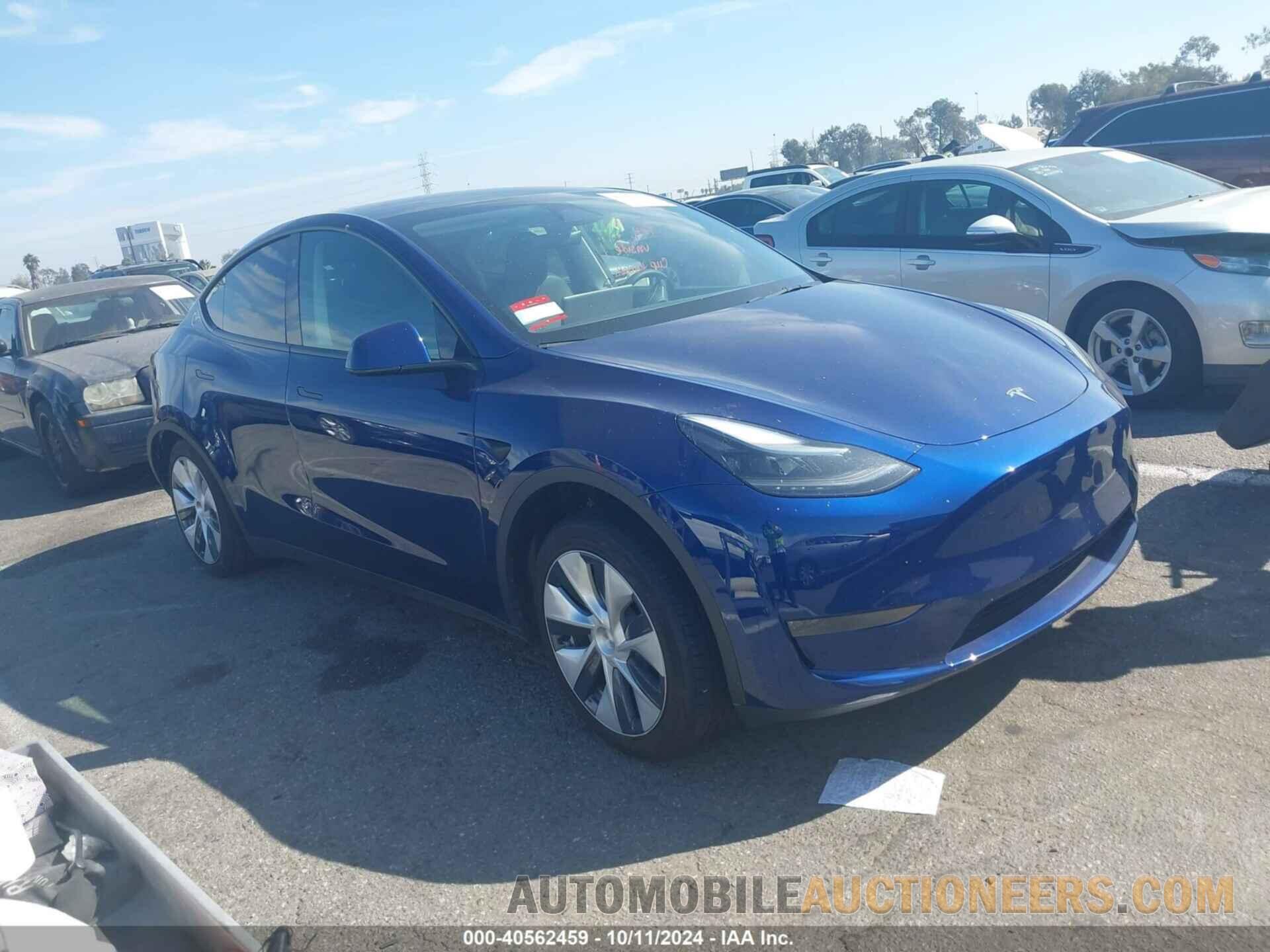 7SAYGDED3RF047803 TESLA MODEL Y 2024