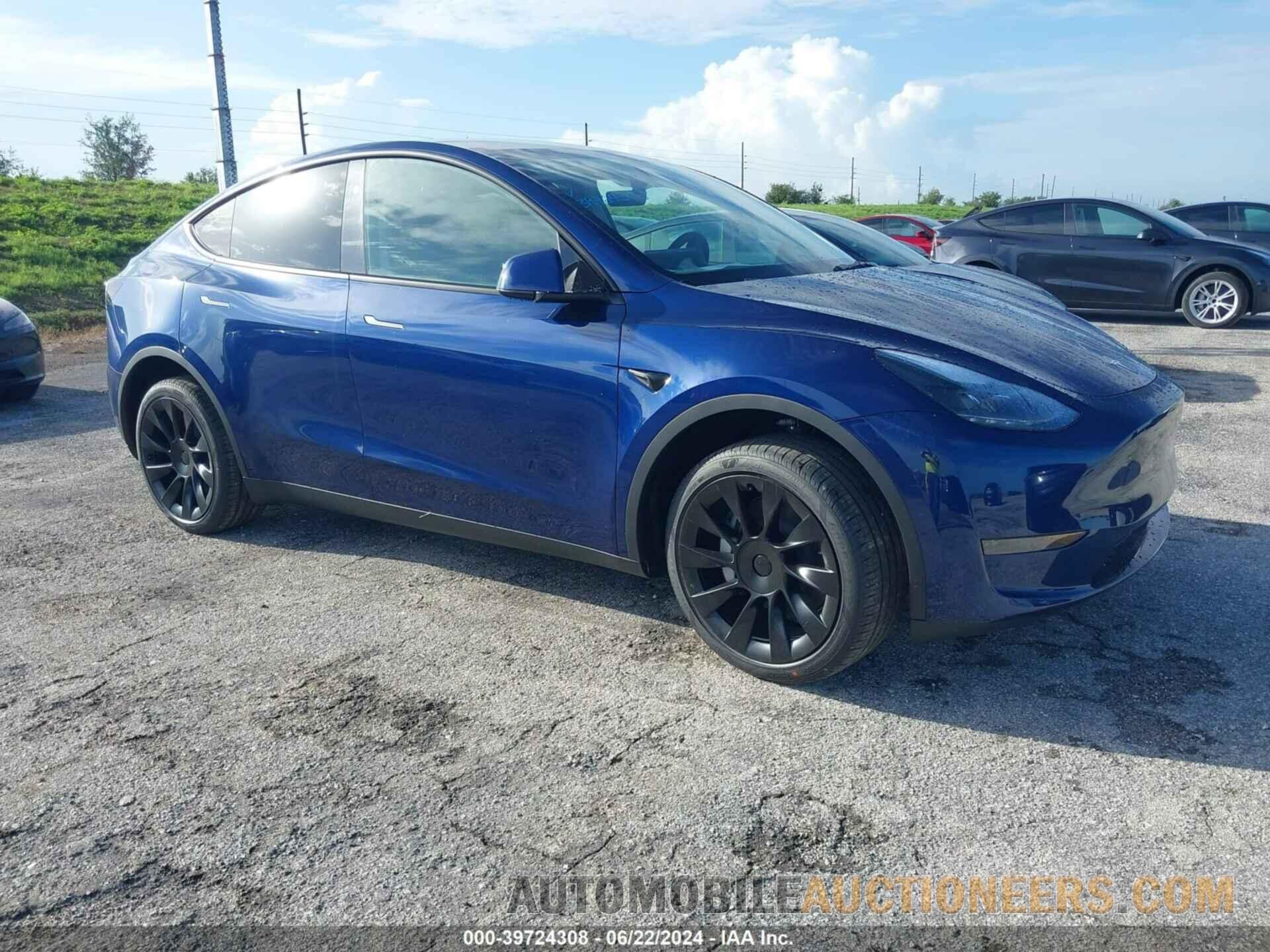 7SAYGDED3RF091395 TESLA MODEL Y 2024