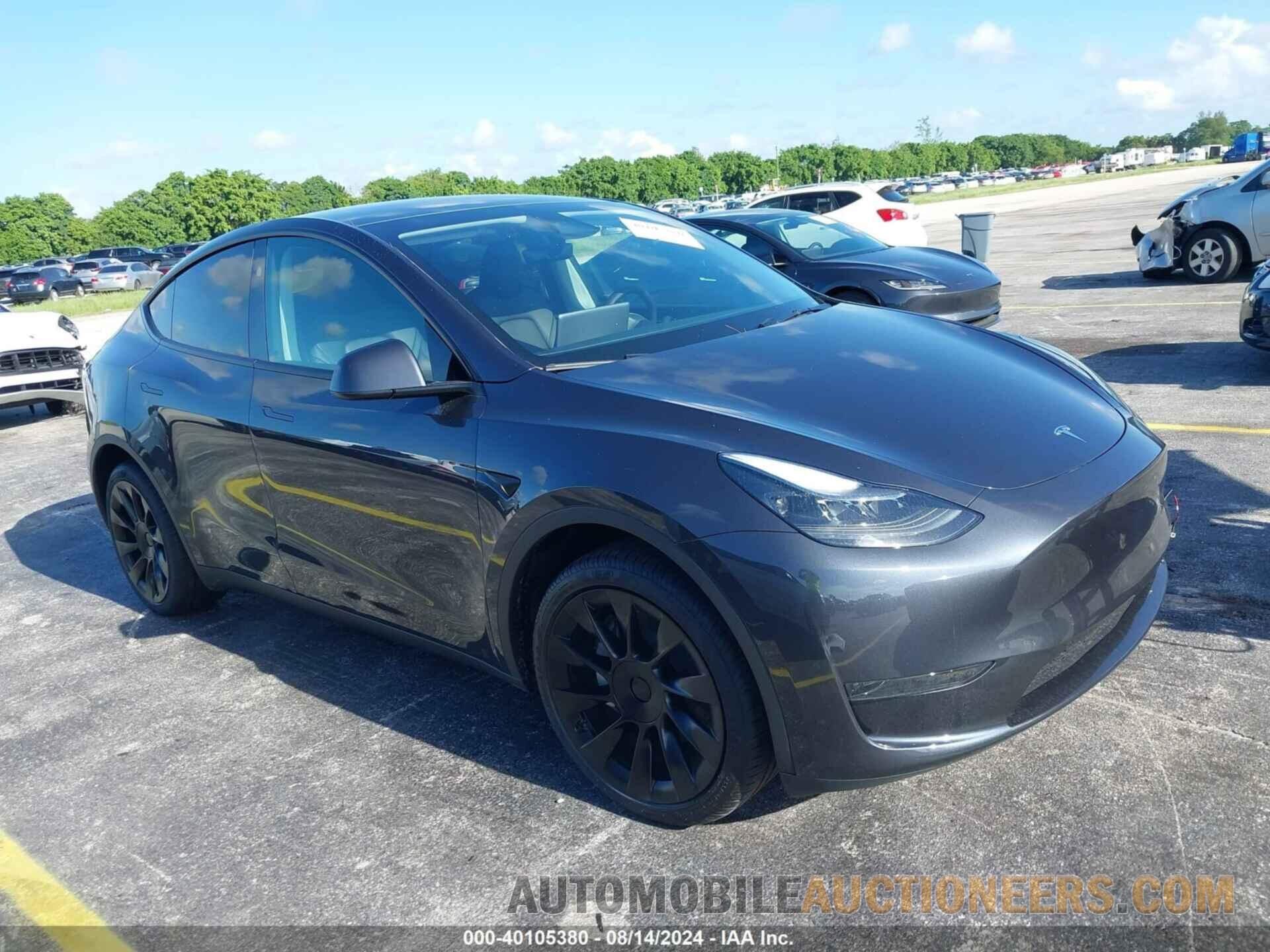 7SAYGDED3RF097360 TESLA MODEL Y 2024