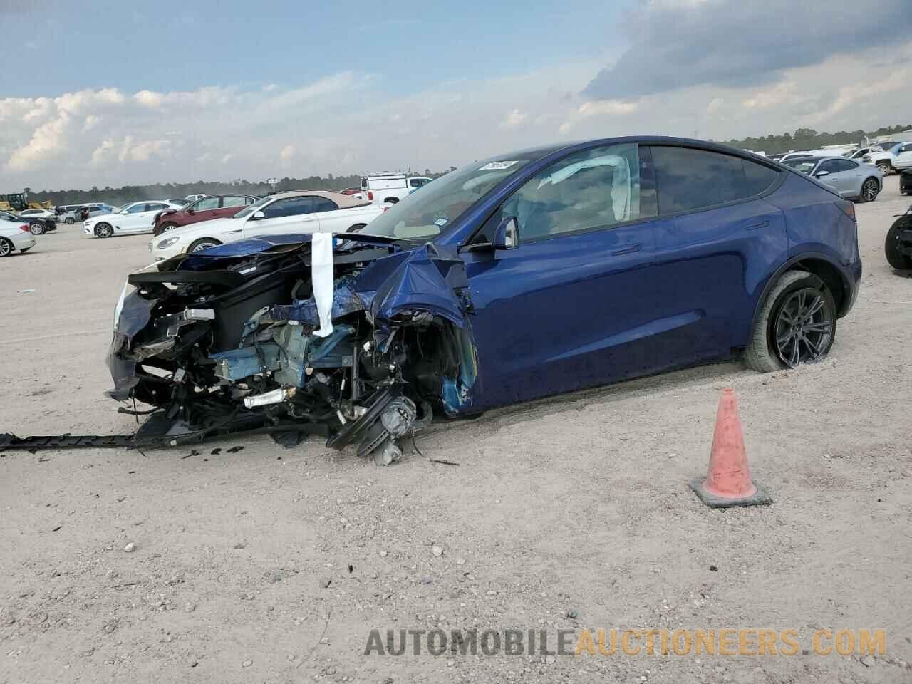 7SAYGDED4RA309714 TESLA MODEL Y 2024