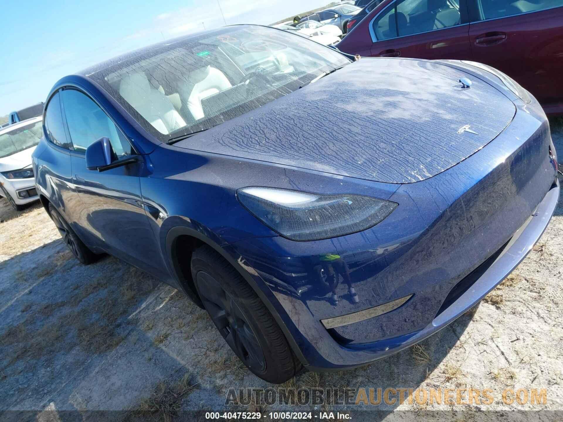 7SAYGDED4RF100265 TESLA MODEL Y 2024