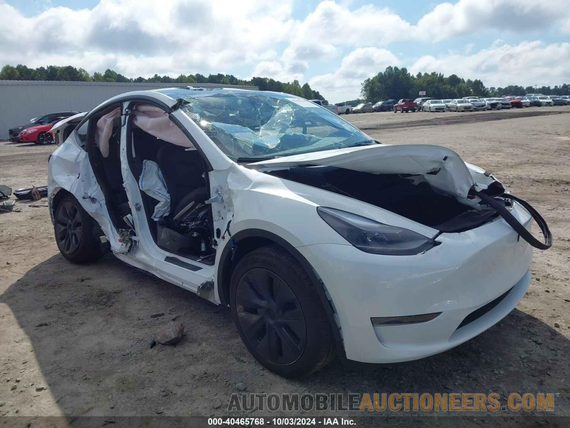 7SAYGDED4RF113050 TESLA MODEL Y 2024