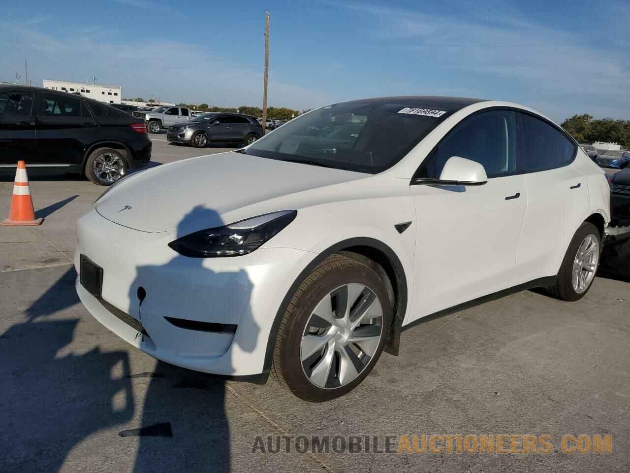 7SAYGDED5RF017511 TESLA MODEL Y 2024