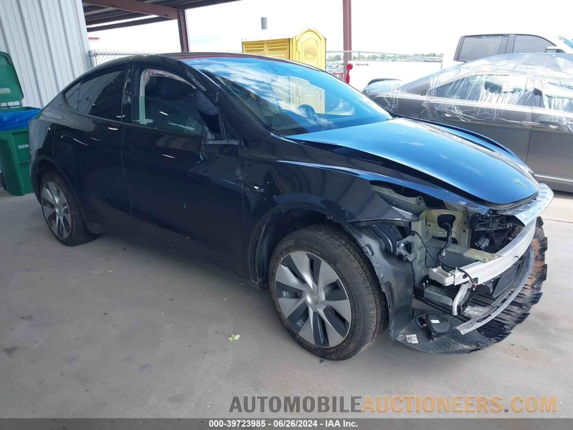 7SAYGDED5RF034308 TESLA MODEL Y 2024