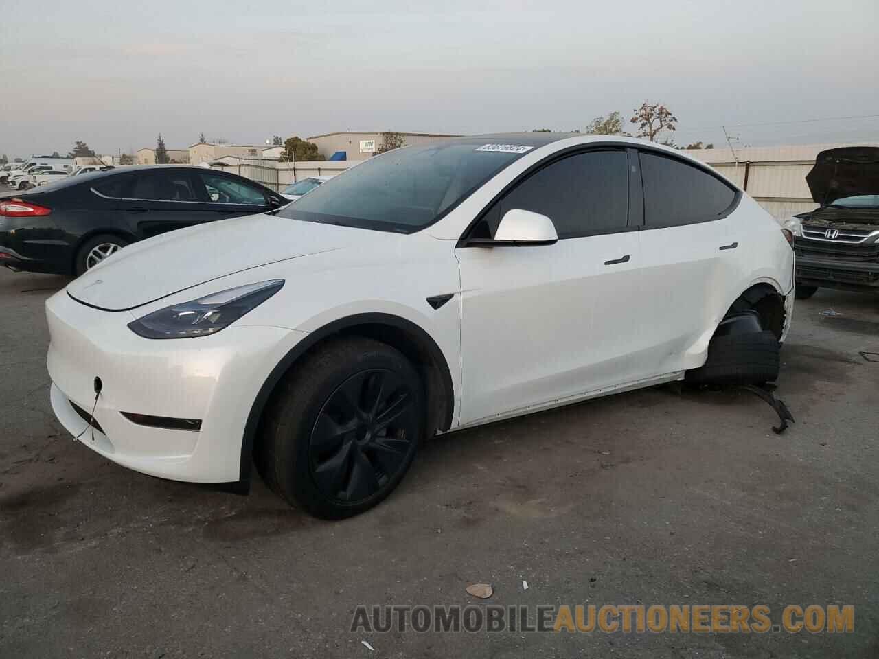 7SAYGDED5RF168445 TESLA MODEL Y 2024