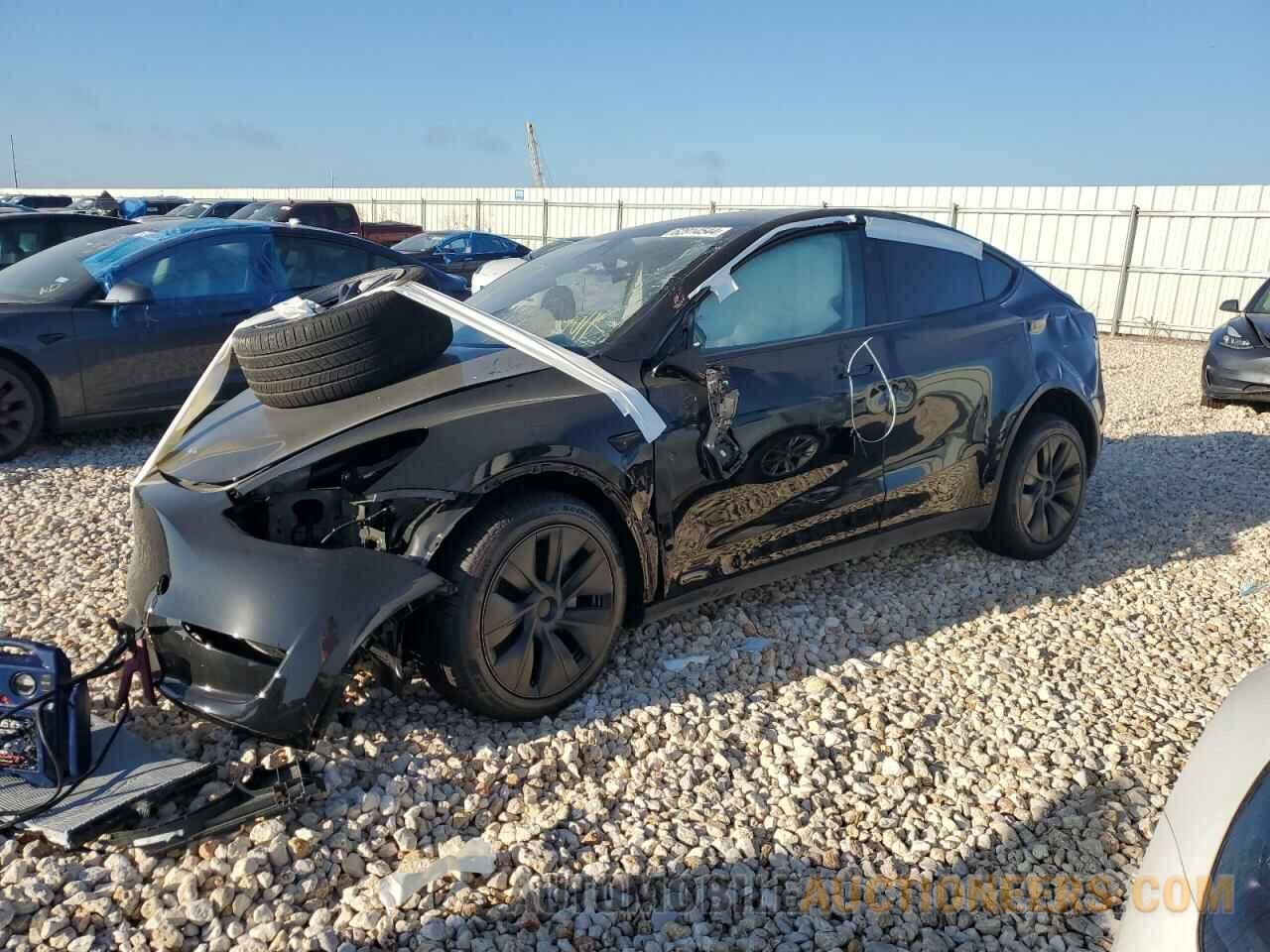 7SAYGDED6RA301033 TESLA MODEL Y 2024