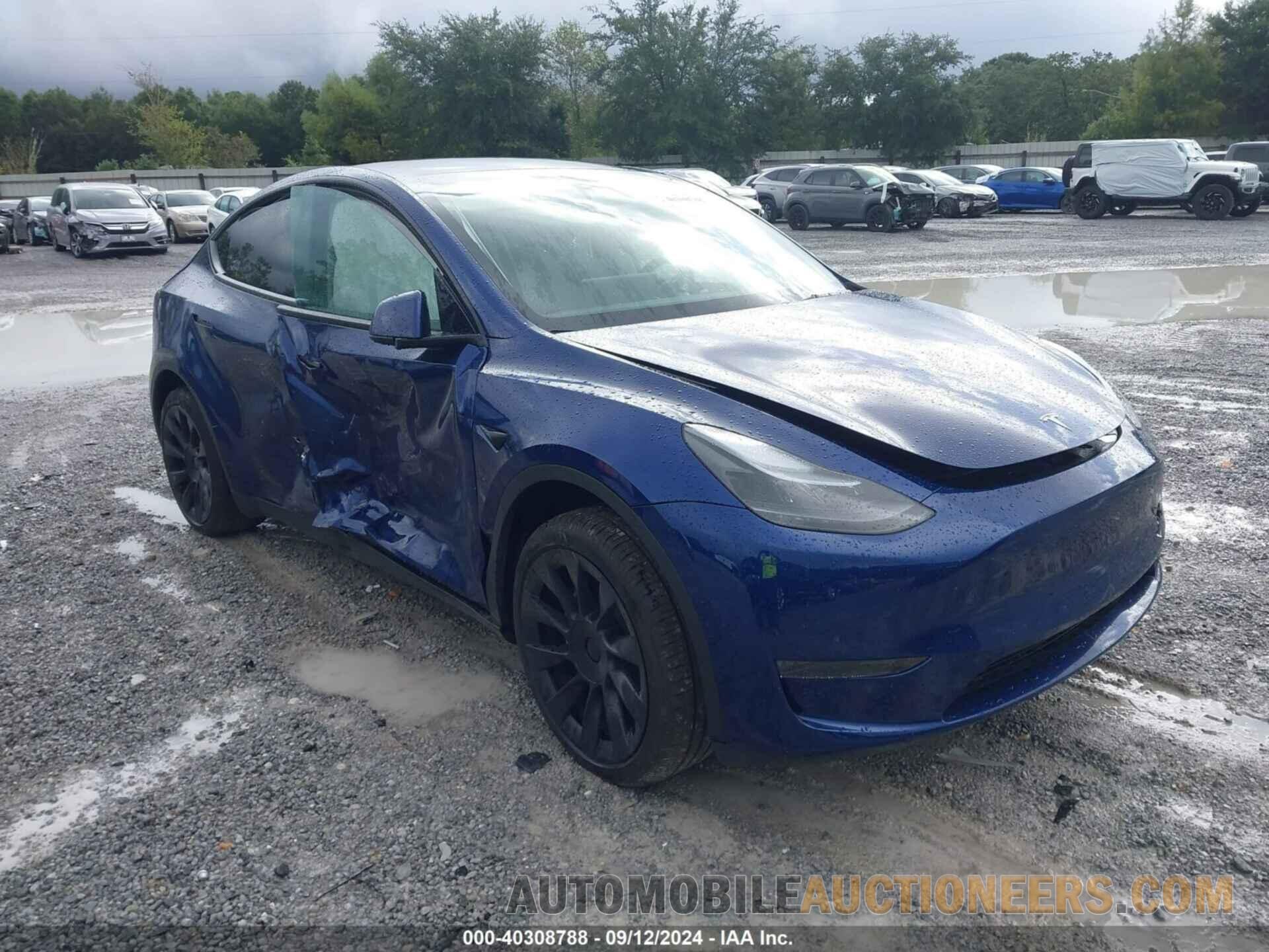 7SAYGDED6RF091083 TESLA MODEL Y 2024