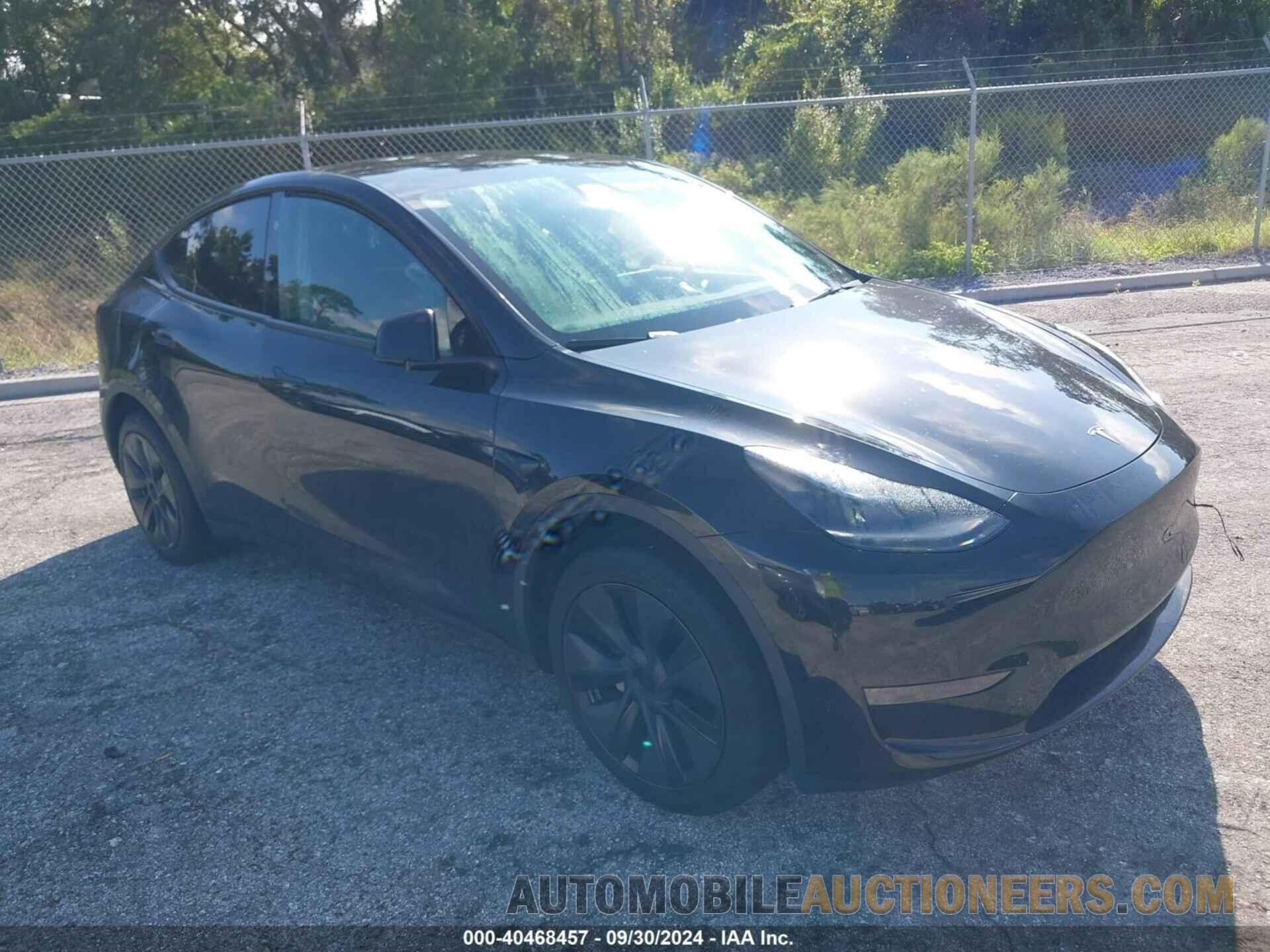 7SAYGDED6RF165876 TESLA MODEL Y 2024