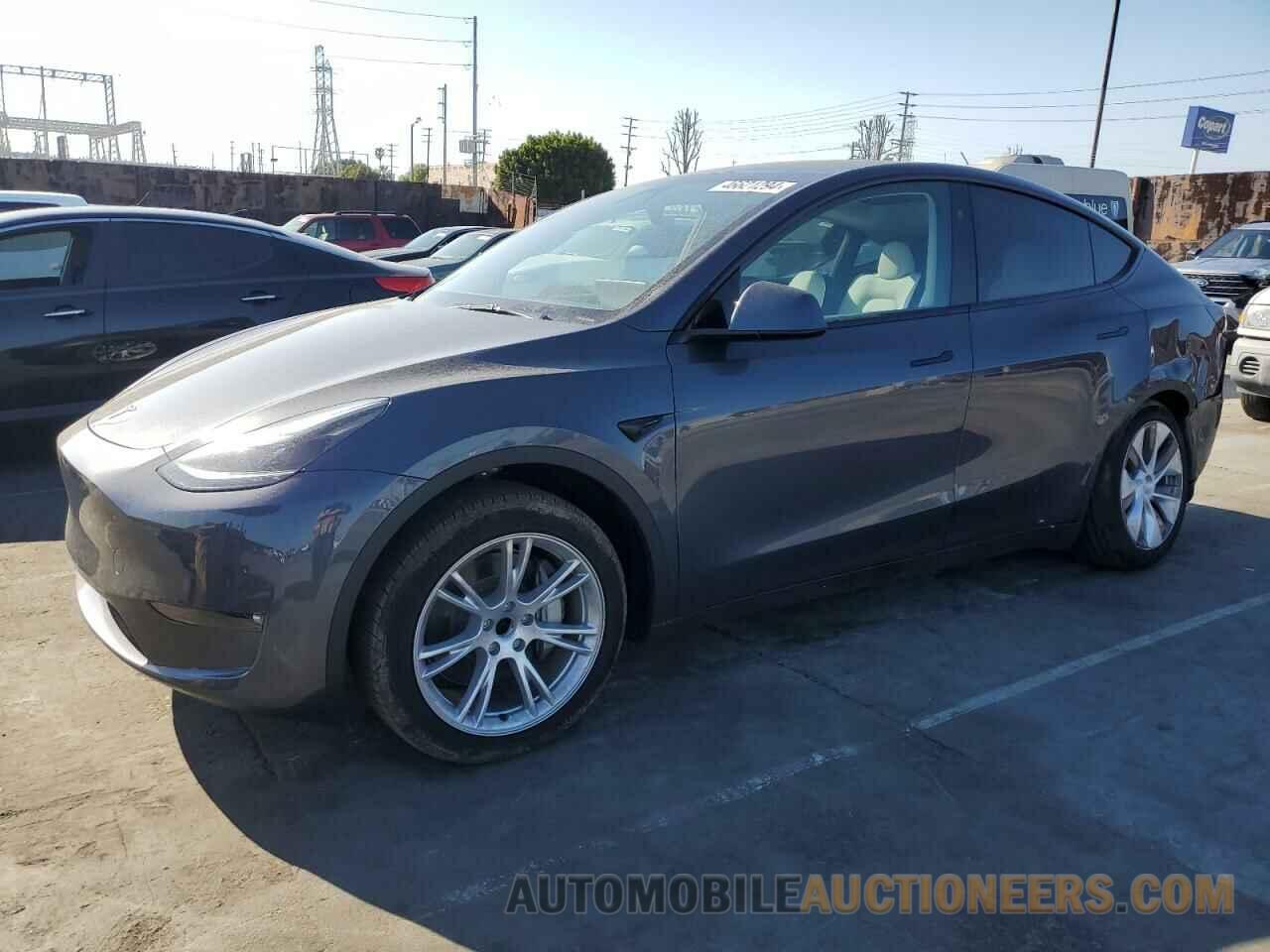 7SAYGDED7PF949576 TESLA MODEL Y 2023