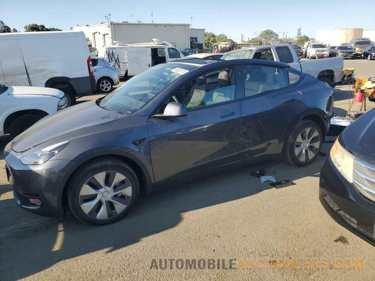 7SAYGDED7PF966717 TESLA MODEL Y 2023