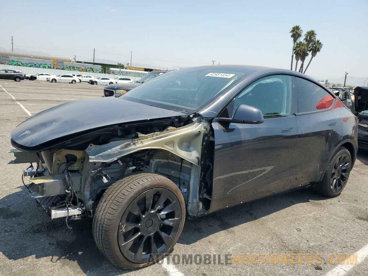 7SAYGDED7RF054334 TESLA MODEL Y 2024