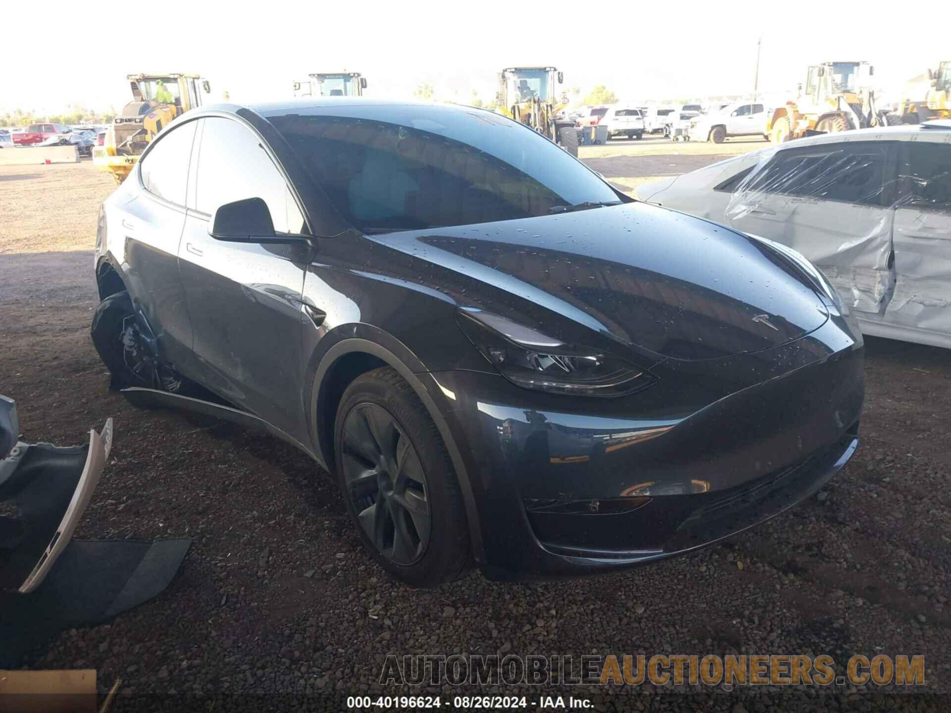 7SAYGDED7RF108473 TESLA MODEL Y 2024