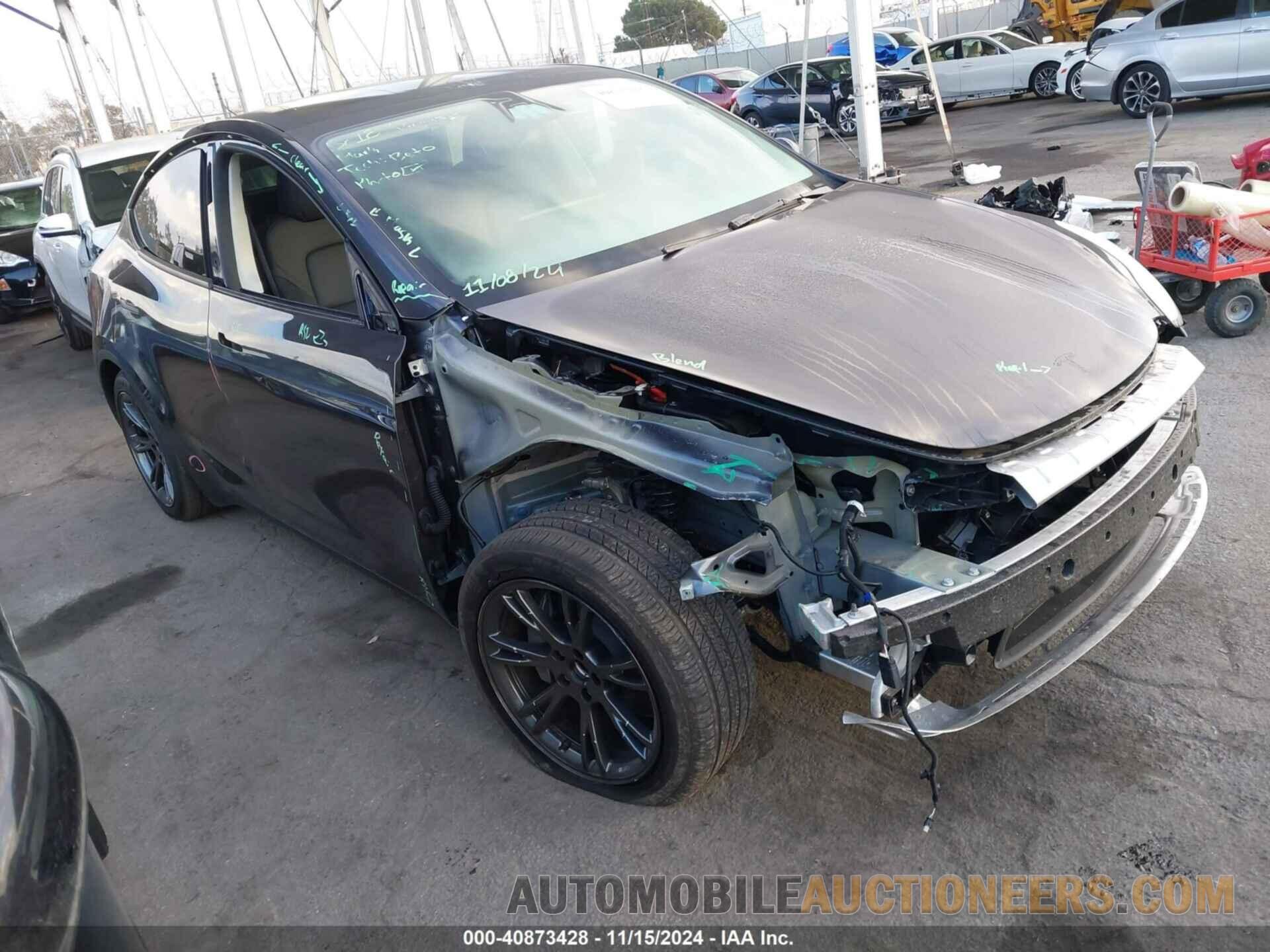 7SAYGDED7RF118548 TESLA MODEL Y 2024