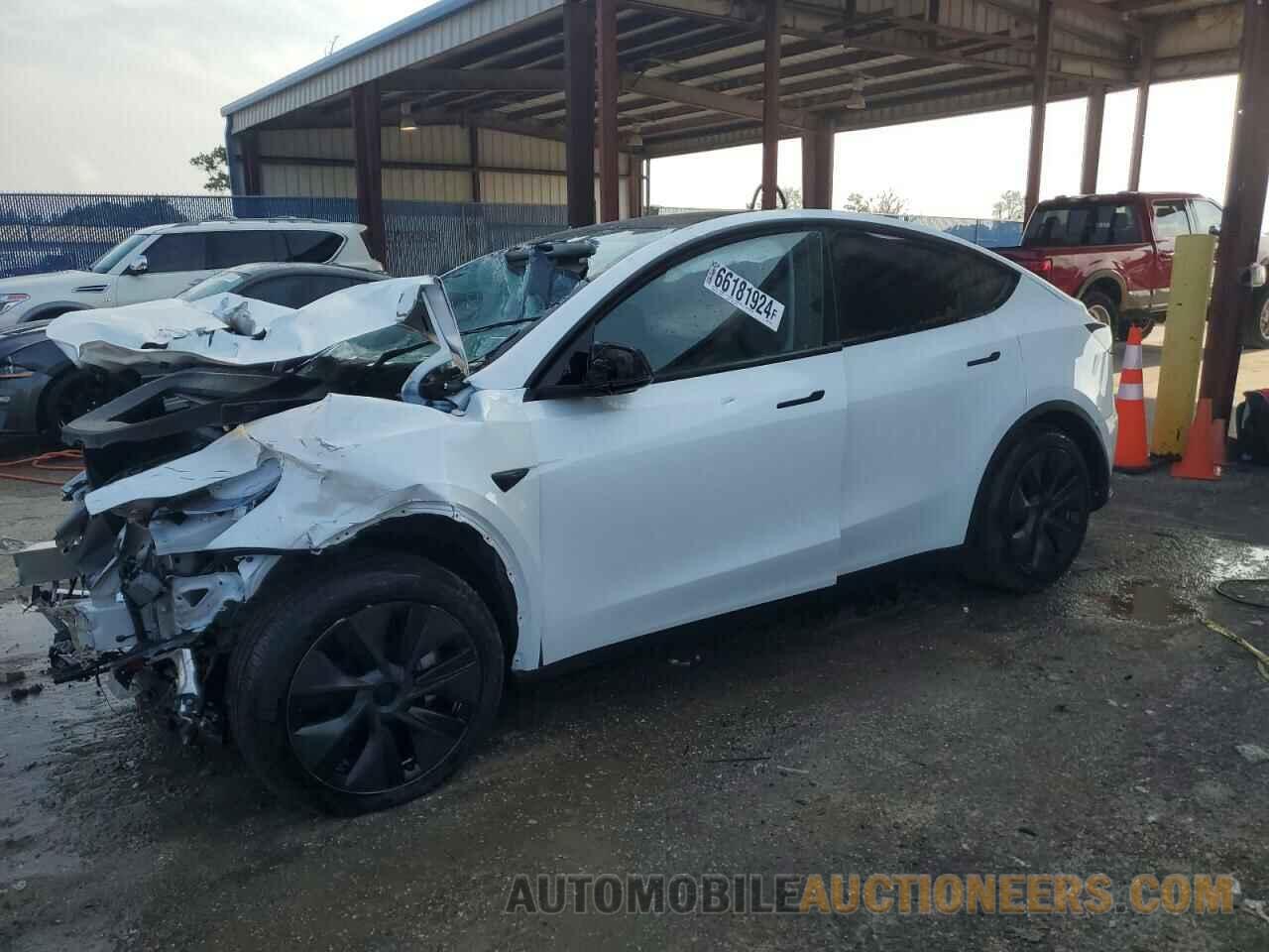 7SAYGDED7RF131879 TESLA MODEL Y 2024