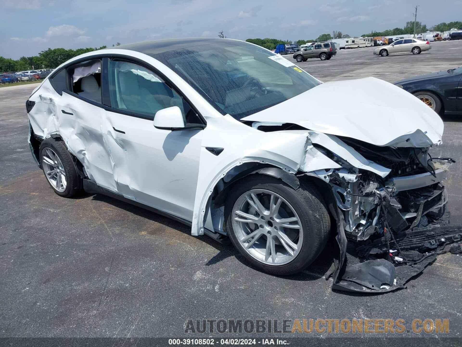 7SAYGDED8PF930616 TESLA MODEL Y 2023