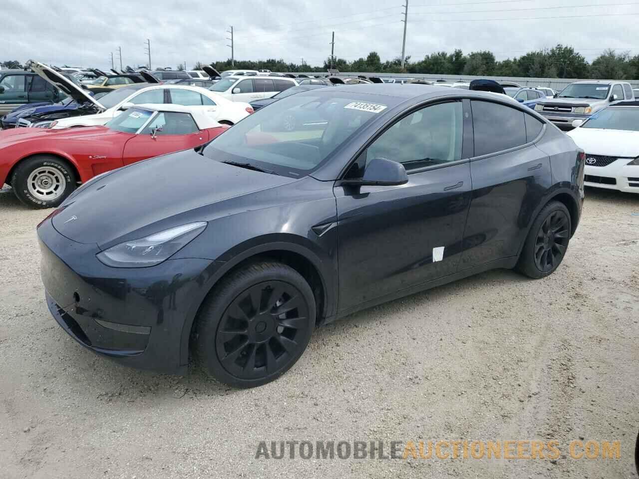 7SAYGDED8RF074608 TESLA MODEL Y 2024