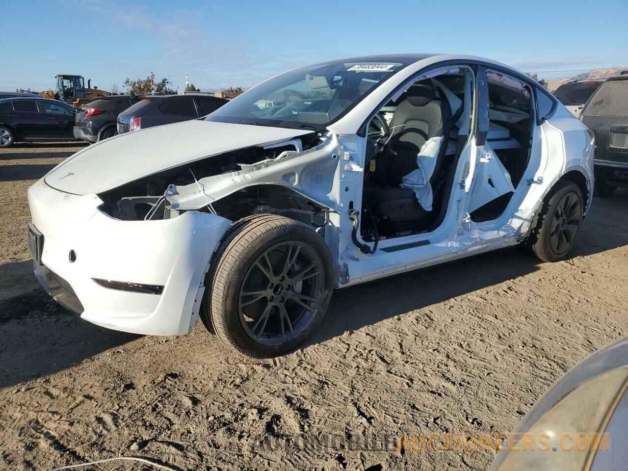 7SAYGDED8RF156144 TESLA MODEL Y 2024