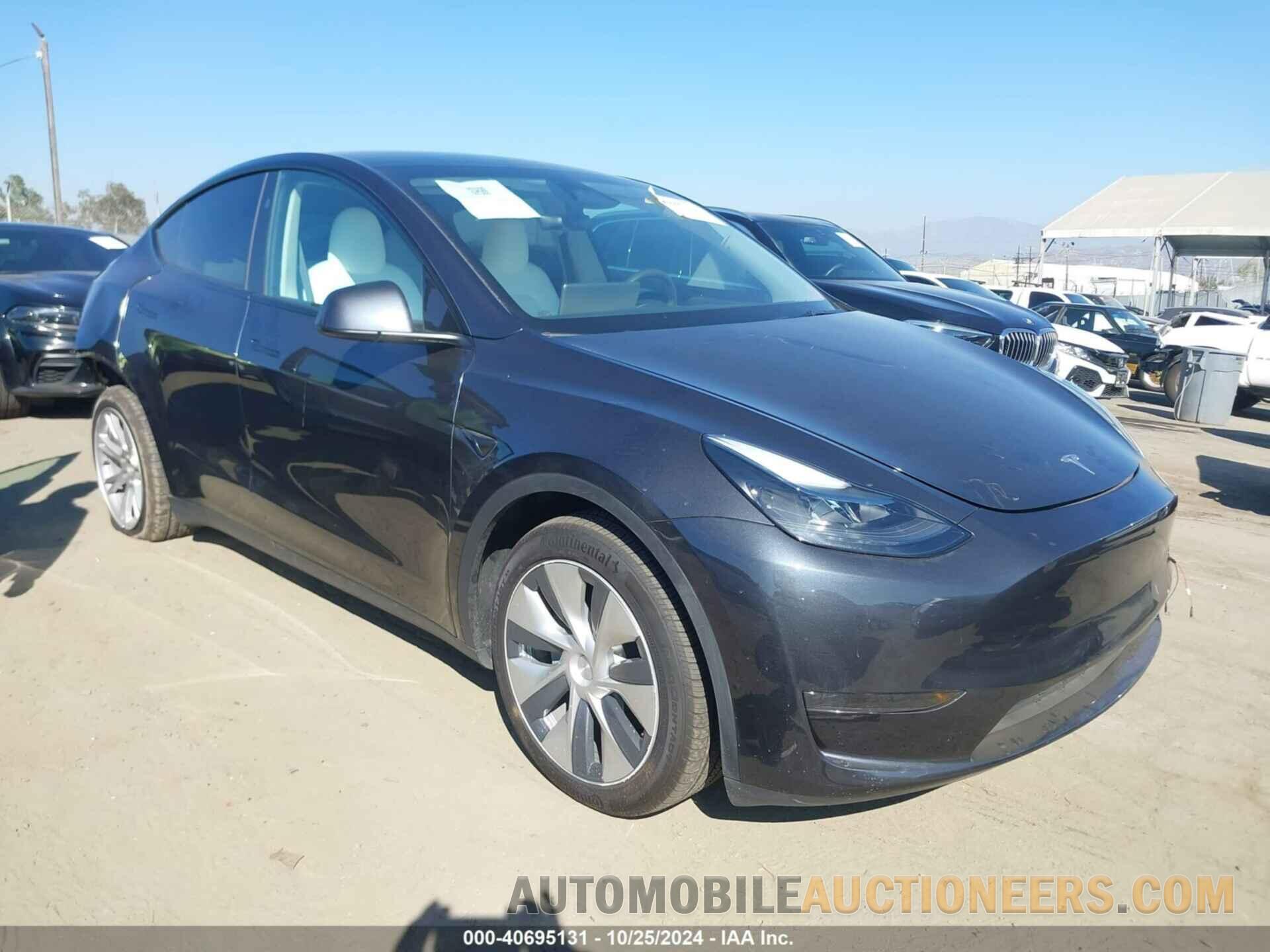 7SAYGDED9RF018063 TESLA MODEL Y 2024