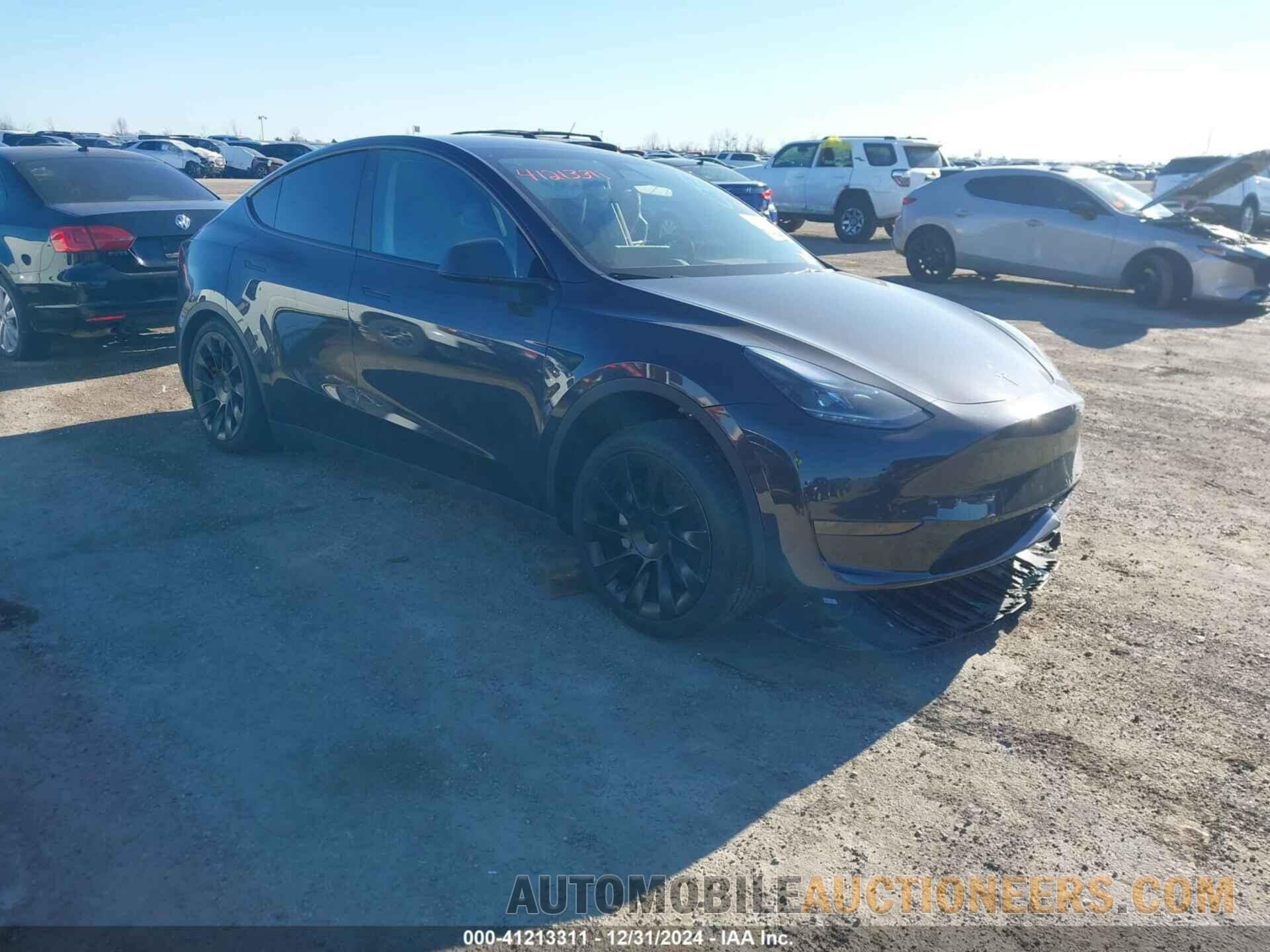 7SAYGDED9RF051659 TESLA MODEL Y 2024