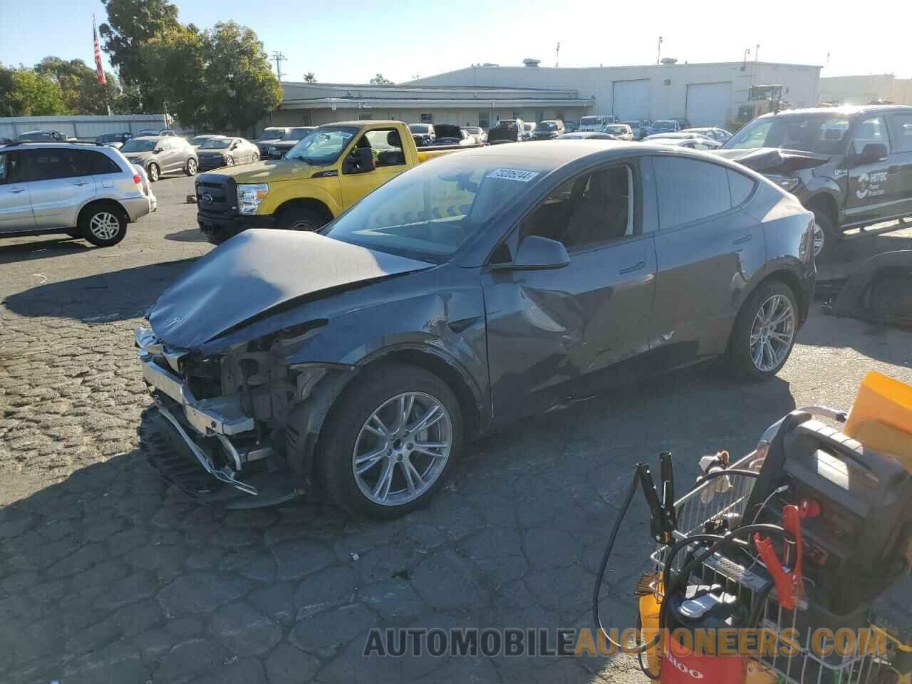 7SAYGDEDXPF933727 TESLA MODEL Y 2023