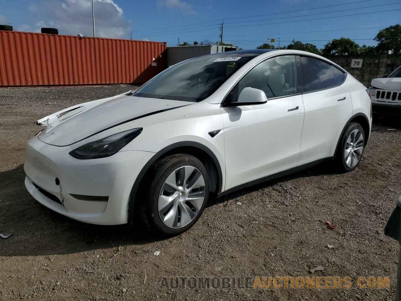 7SAYGDEDXRF047877 TESLA MODEL Y 2024