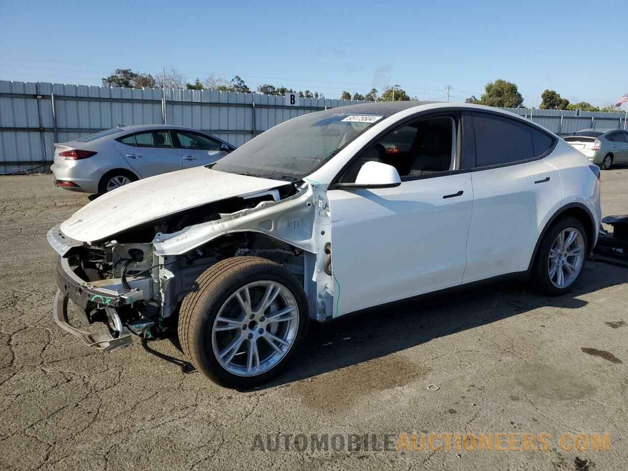 7SAYGDEDXRF072598 TESLA MODEL Y 2024