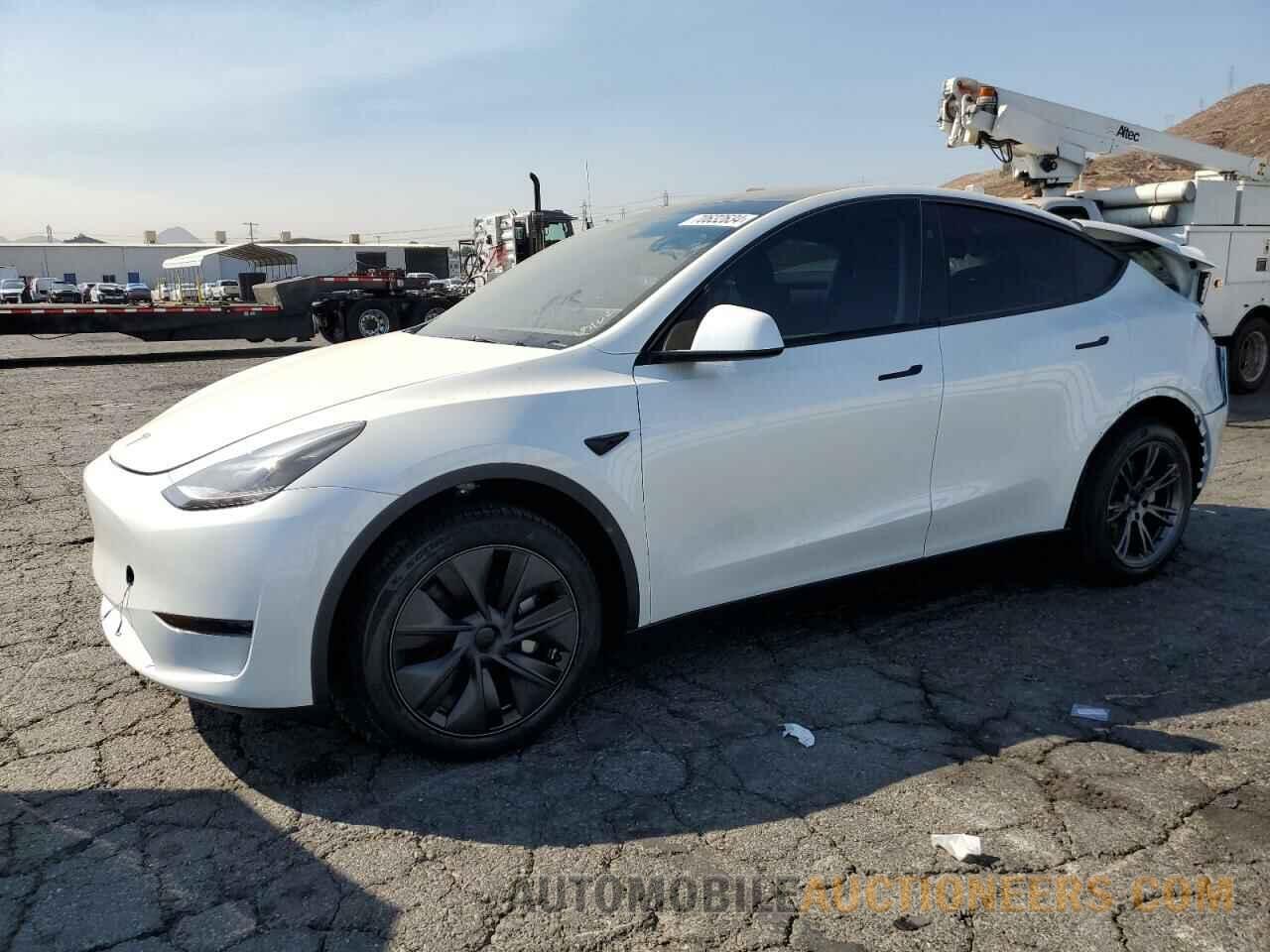 7SAYGDEDXRF150412 TESLA MODEL Y 2024