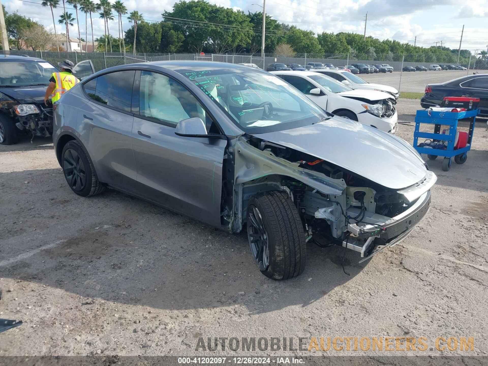 7SAYGDEDXSF228628 TESLA MODEL Y 2025