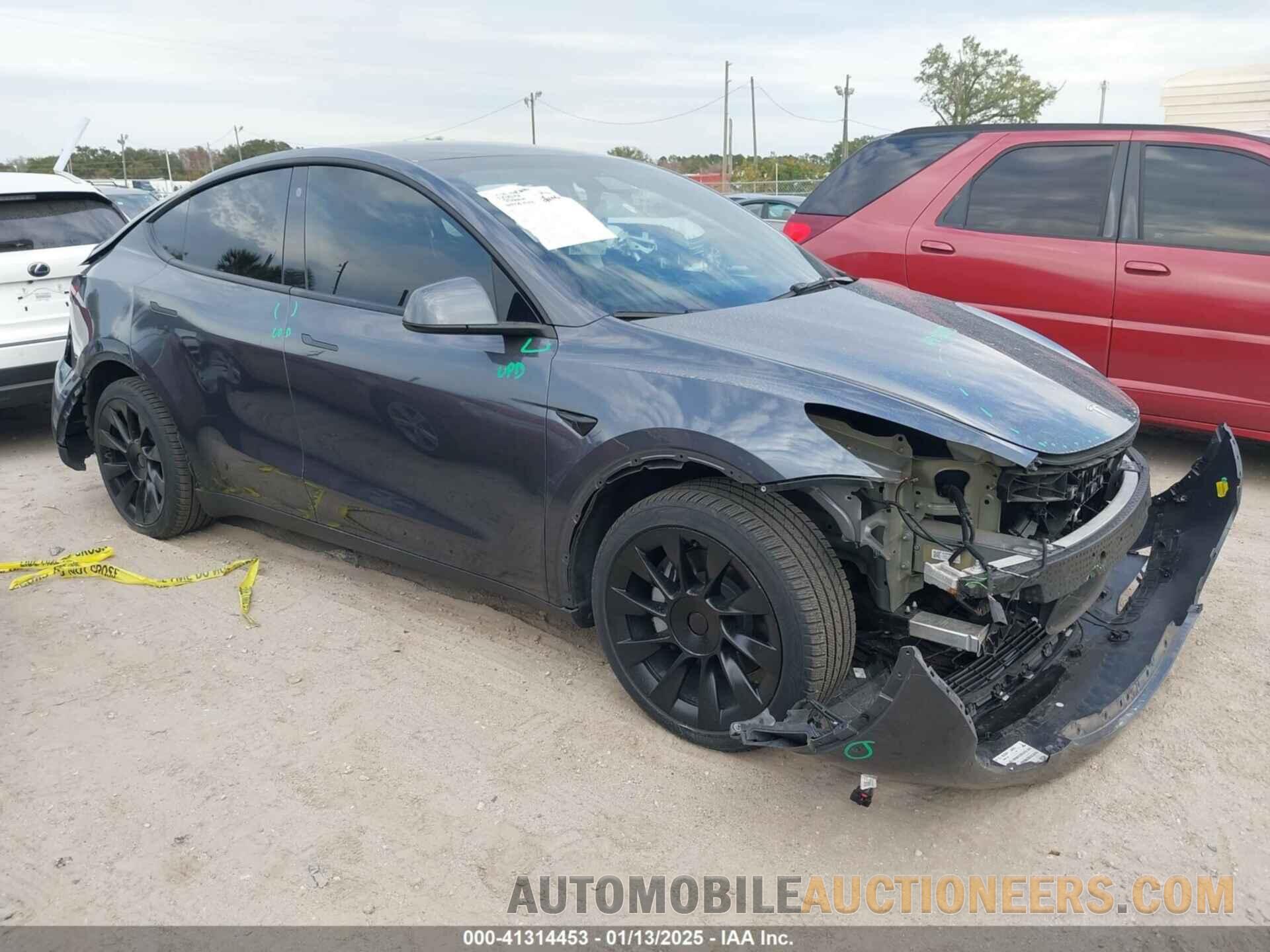 7SAYGDEE0NA007128 TESLA MODEL Y 2022