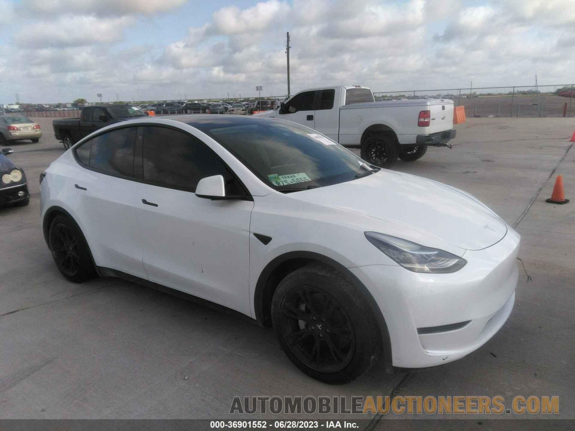 7SAYGDEE0NF435283 TESLA MODEL Y 2022