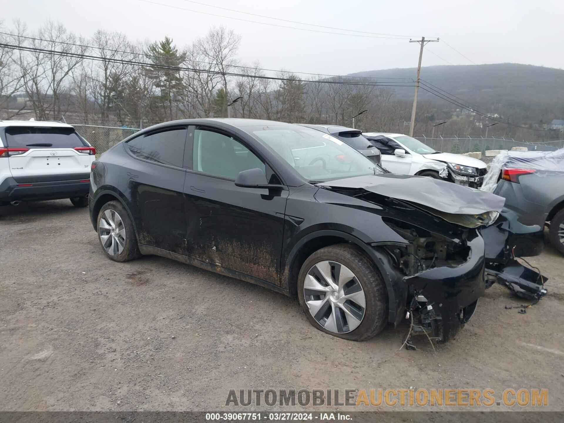 7SAYGDEE0NF435767 TESLA MODEL Y 2022