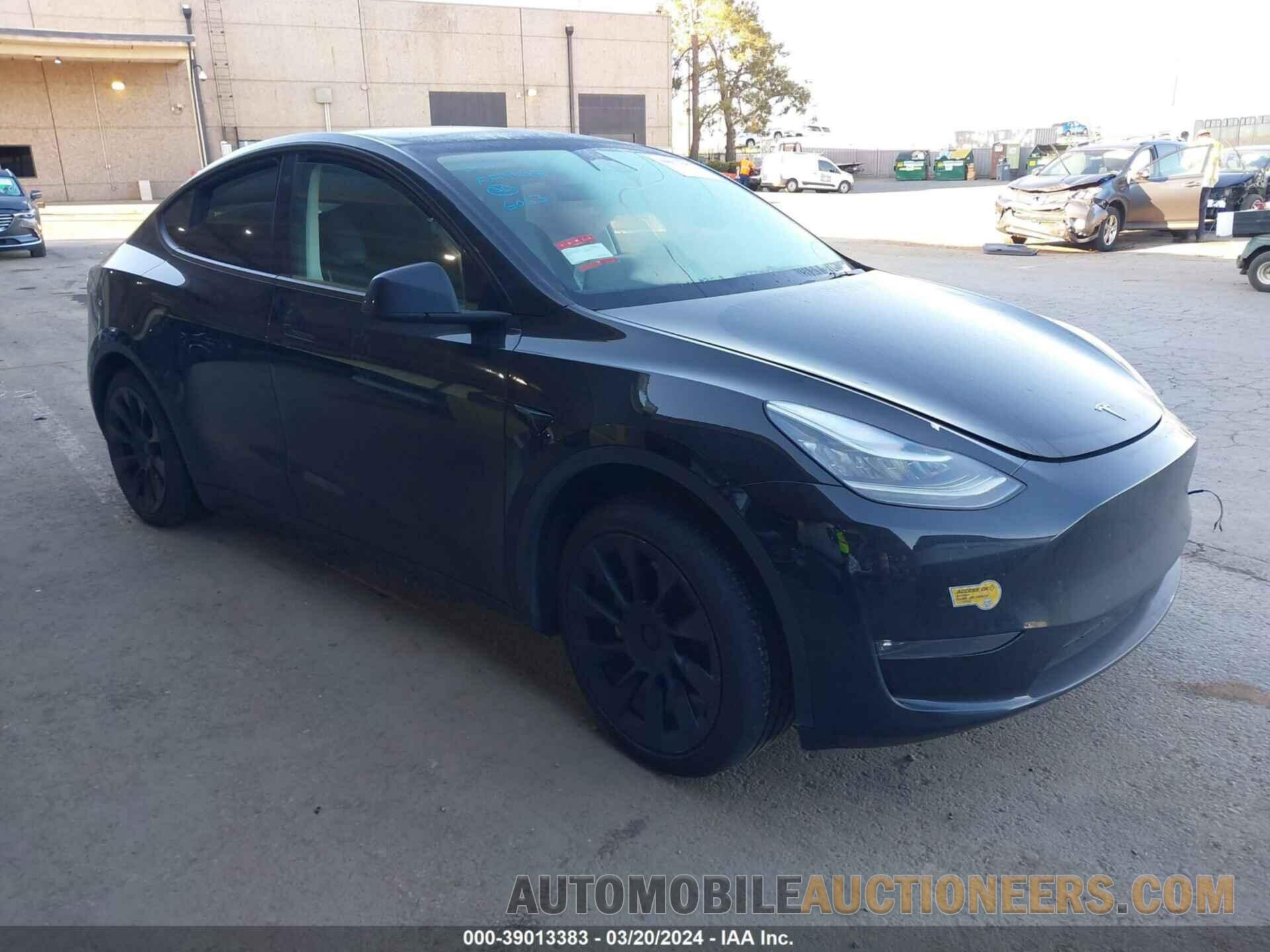 7SAYGDEE0NF576063 TESLA MODEL Y 2022