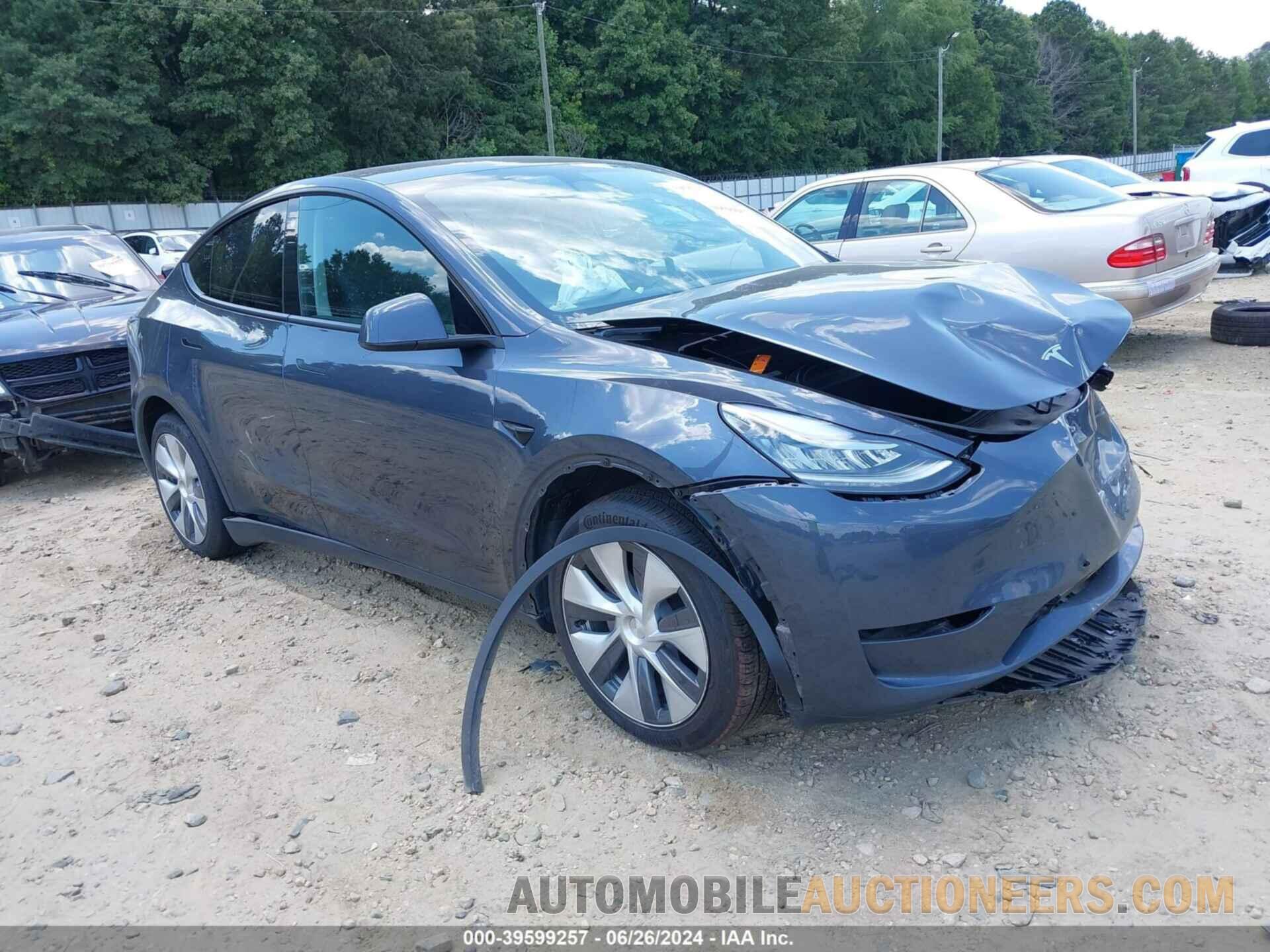 7SAYGDEE0PA037877 TESLA MODEL Y 2023