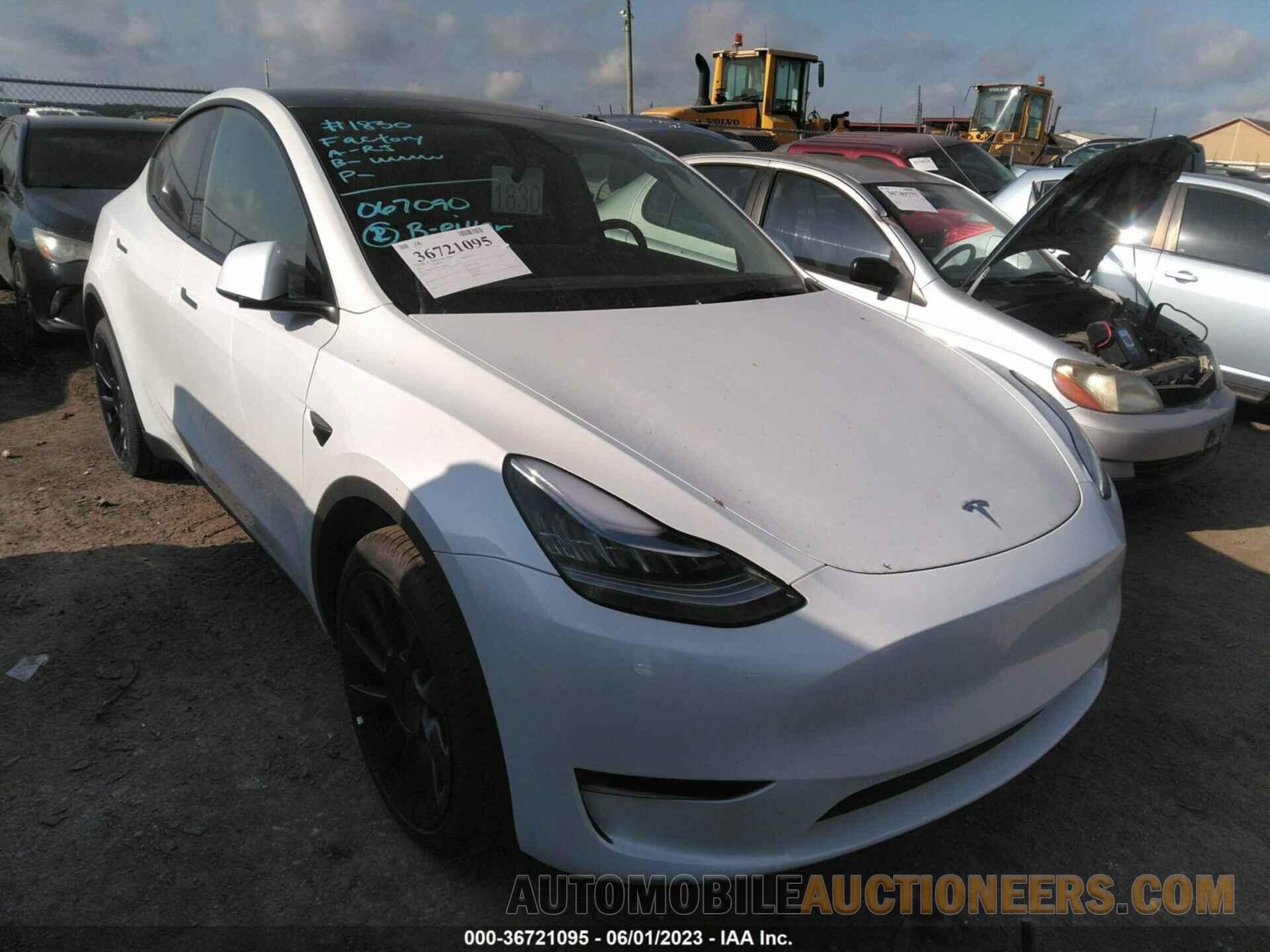 7SAYGDEE0PA067090 TESLA MODEL Y 2023