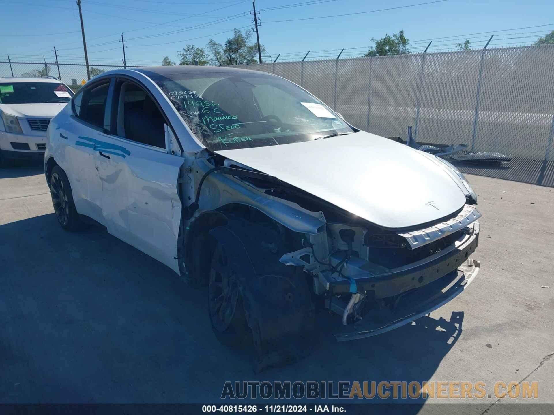 7SAYGDEE0PA072015 TESLA MODEL Y 2023