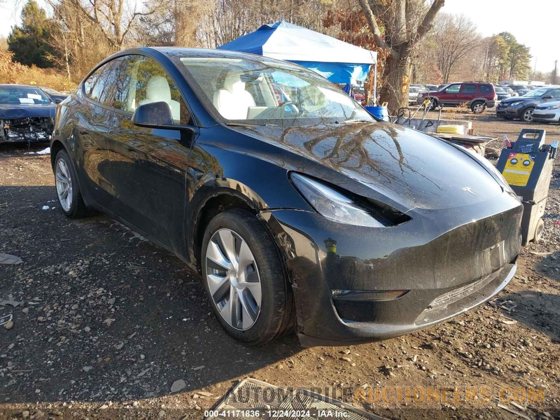 7SAYGDEE0PA180294 TESLA MODEL Y 2023