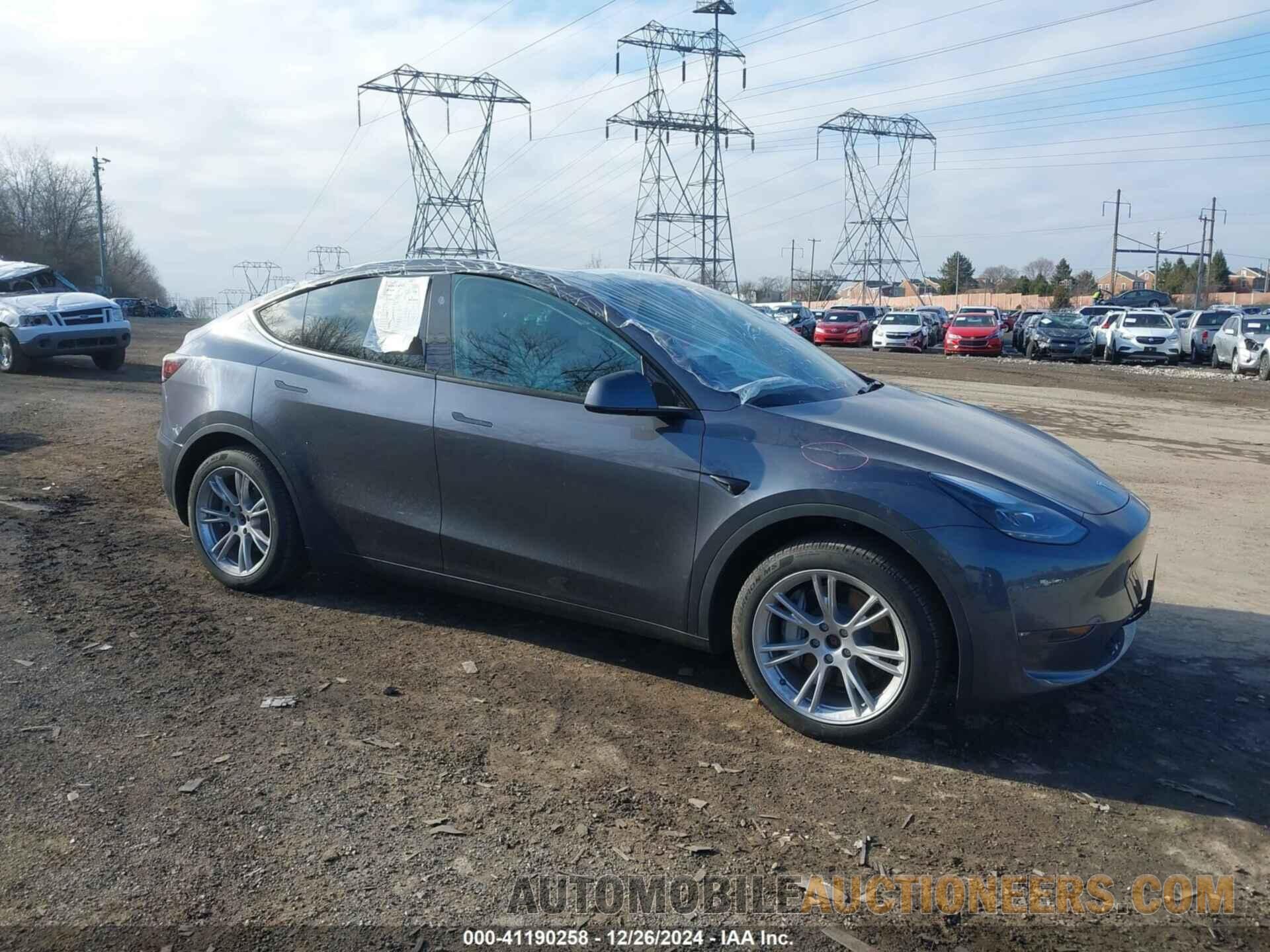 7SAYGDEE0PA197600 TESLA MODEL Y 2023