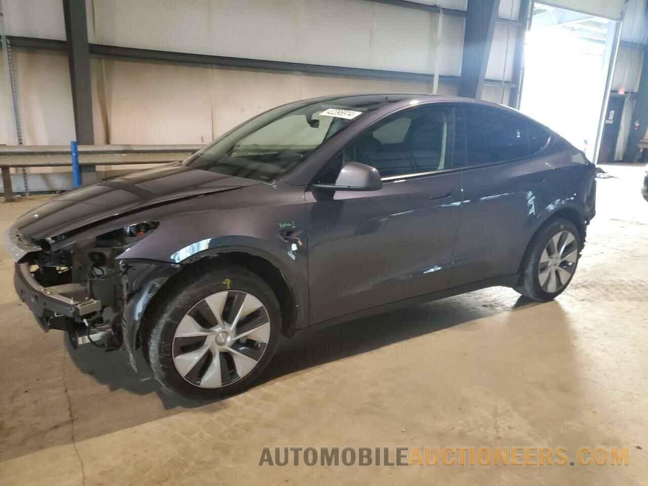 7SAYGDEE0PF781806 TESLA MODEL Y 2023