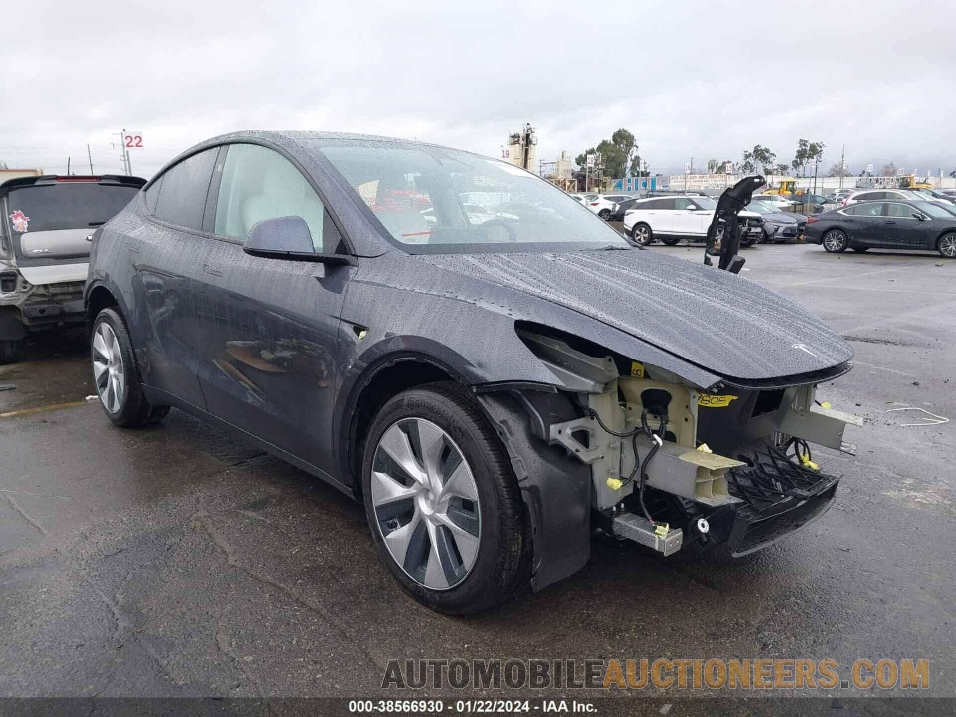 7SAYGDEE0PF880884 TESLA MODEL Y 2023