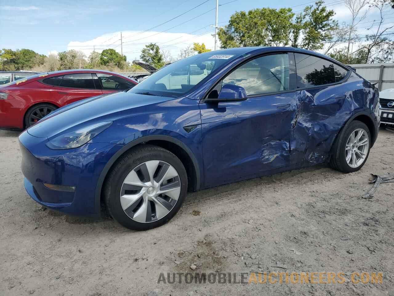 7SAYGDEE0PF888340 TESLA MODEL Y 2023