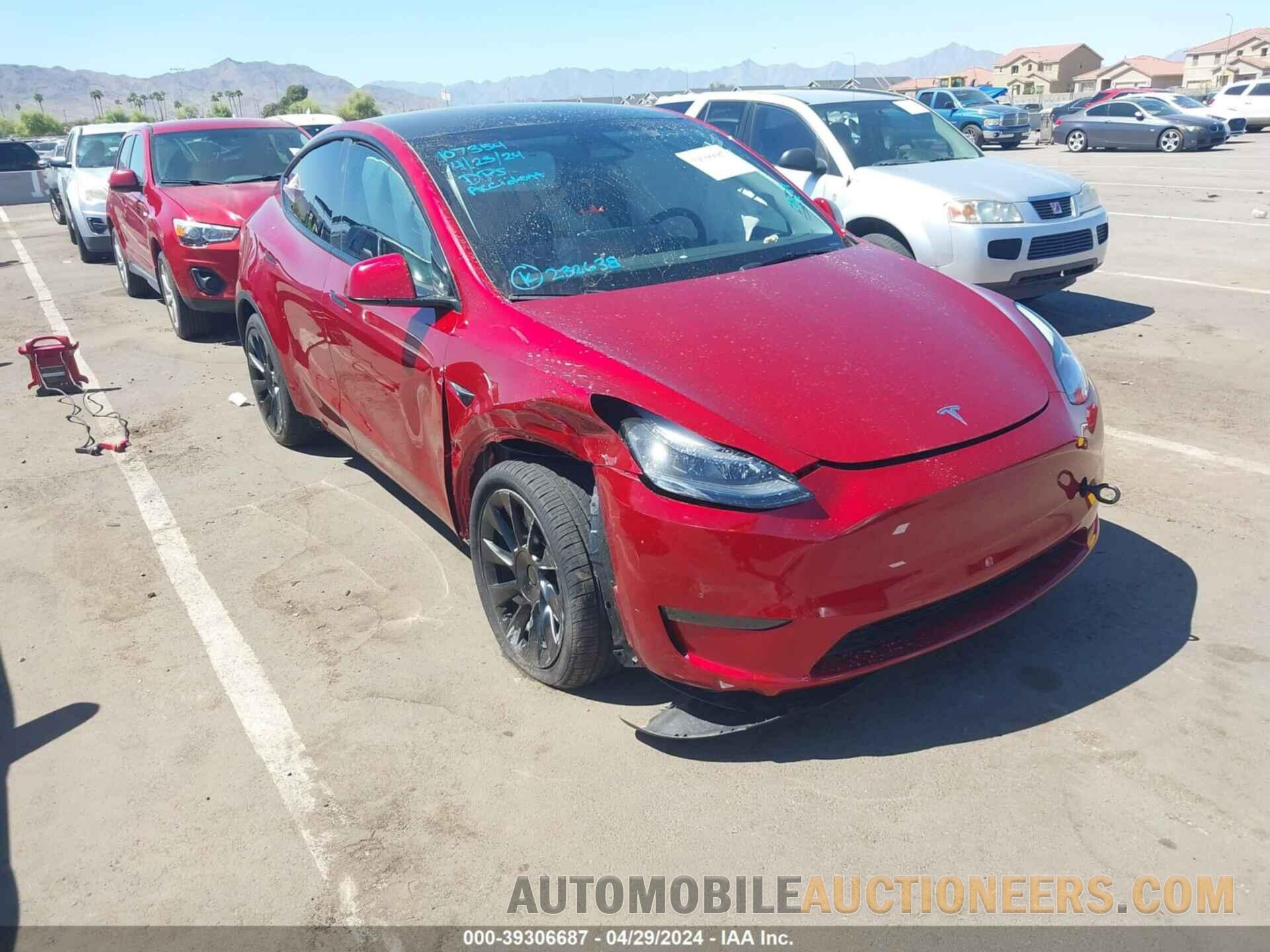 7SAYGDEE0RA232638 TESLA MODEL Y 2024