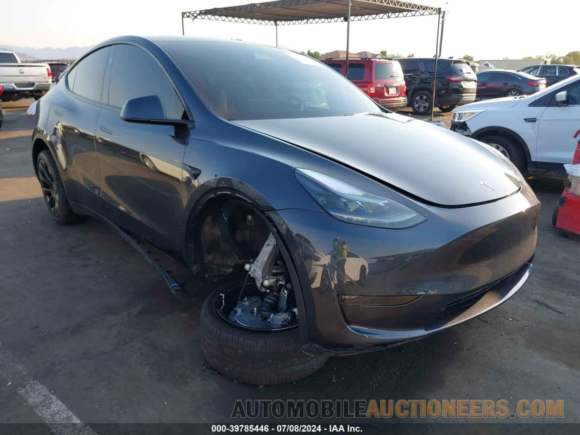 7SAYGDEE0RA239041 TESLA MODEL Y 2024